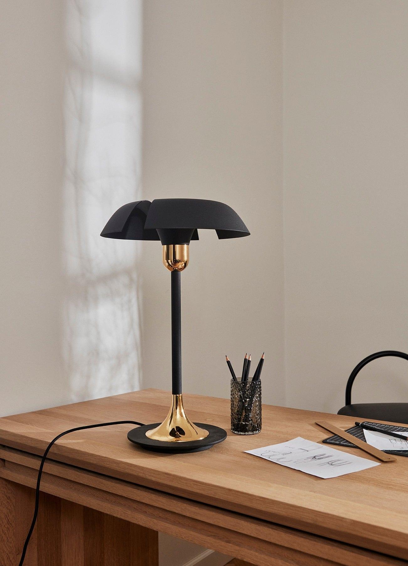 Lampa stołowa CYCNUS czarny AYTM    Eye on Design