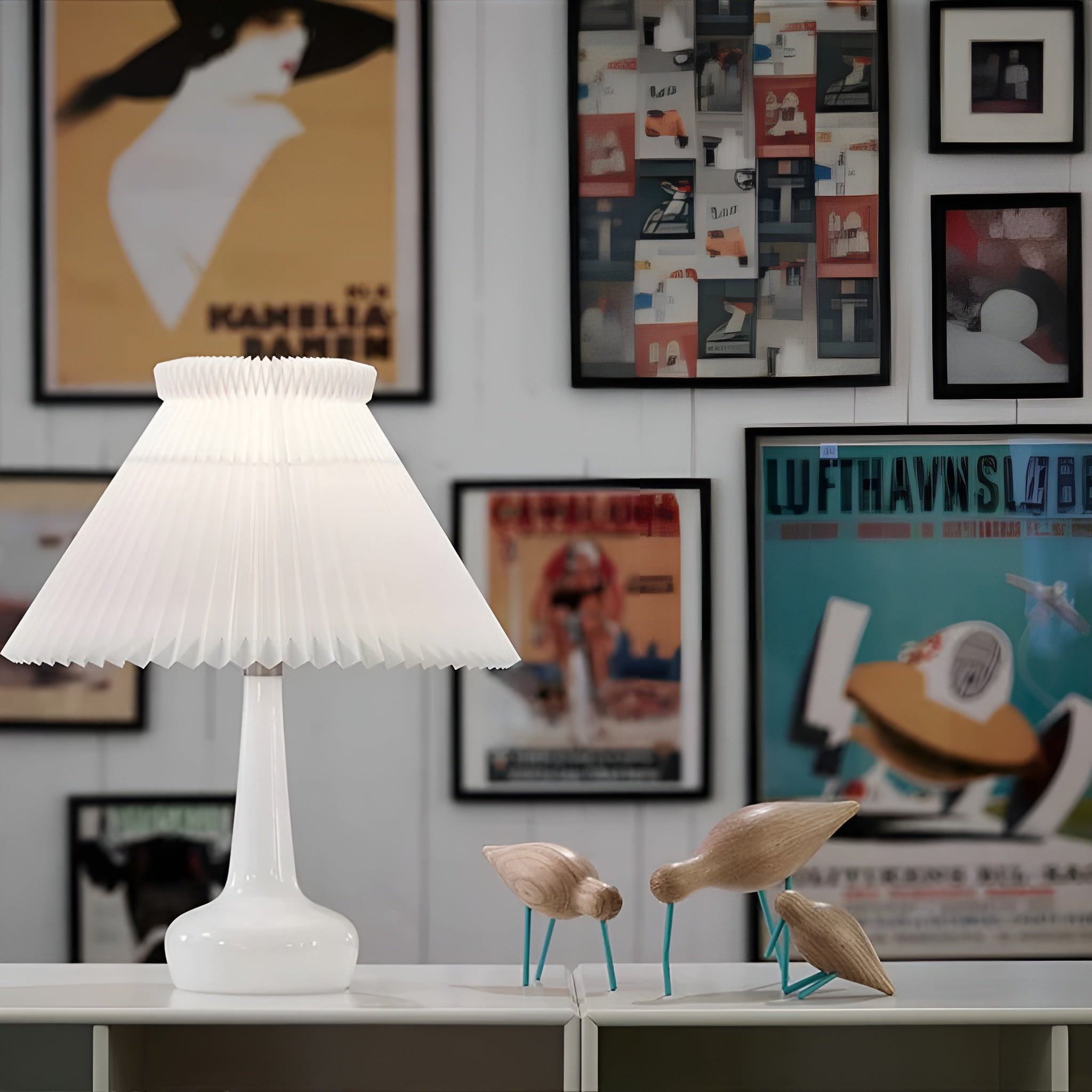 Table lamp MODEL 311 white