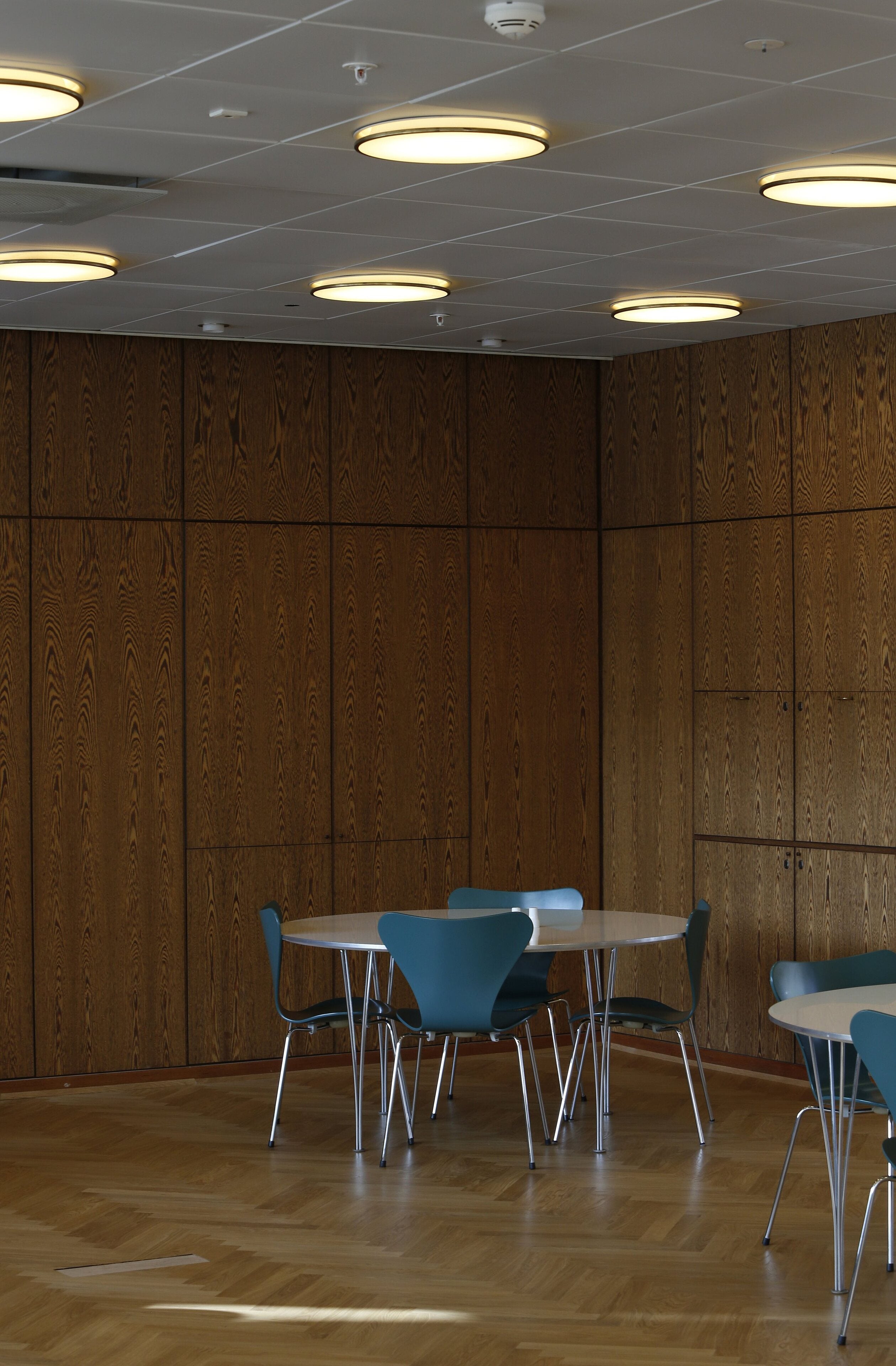 AJ MUNKEGAARD white ceiling light with brass finish