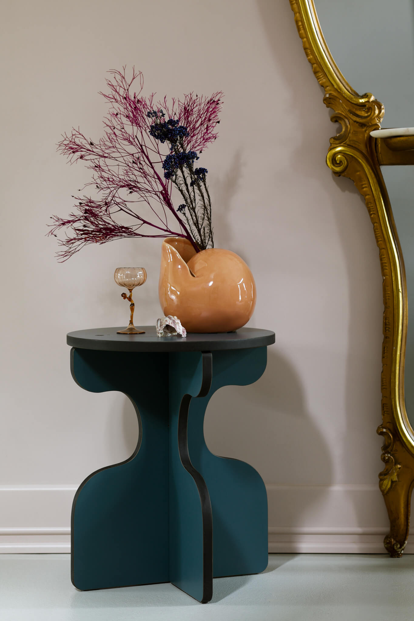 MAREE Table Gray-Green