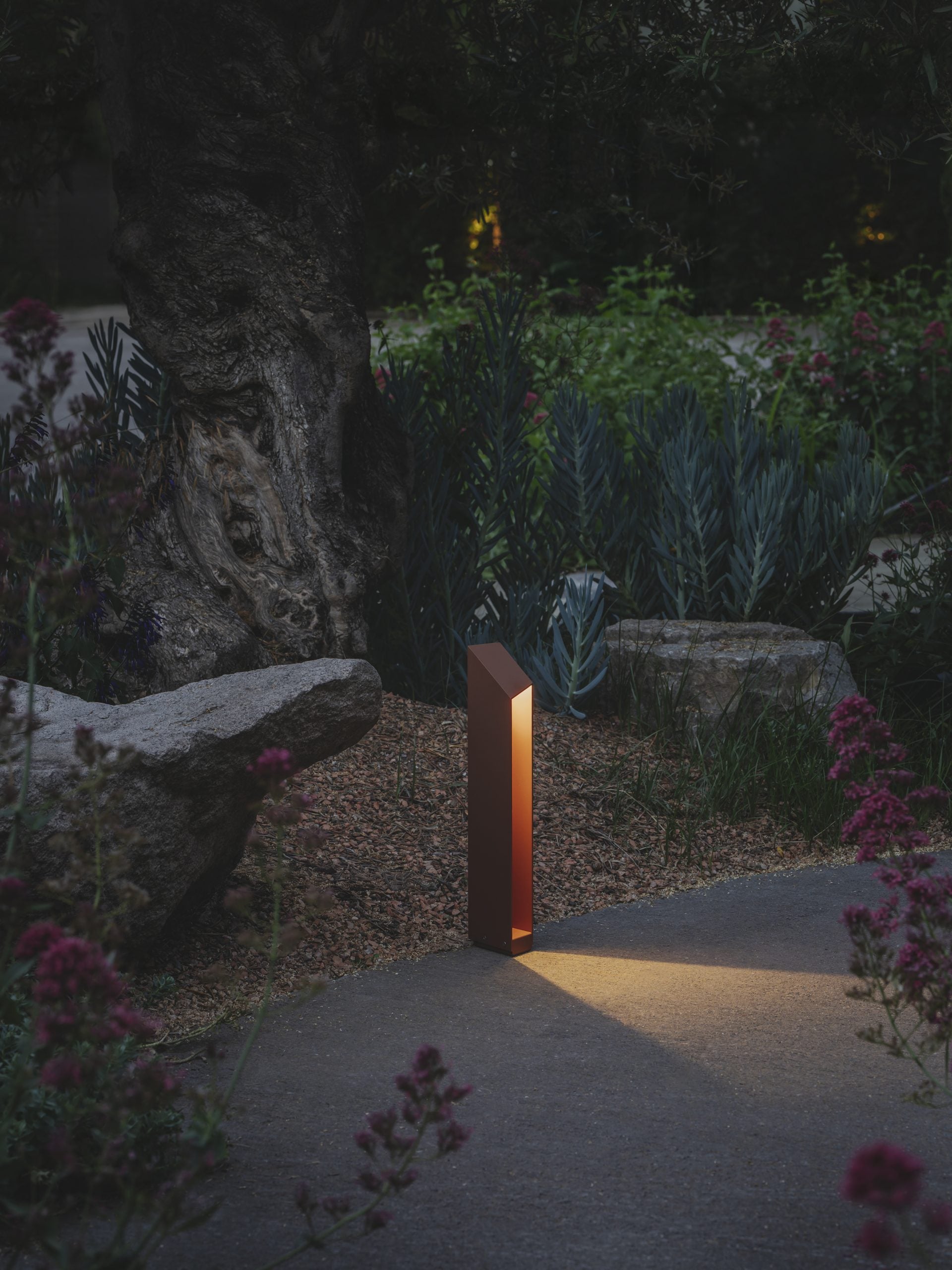 Outdoor lamp DOMUS brown