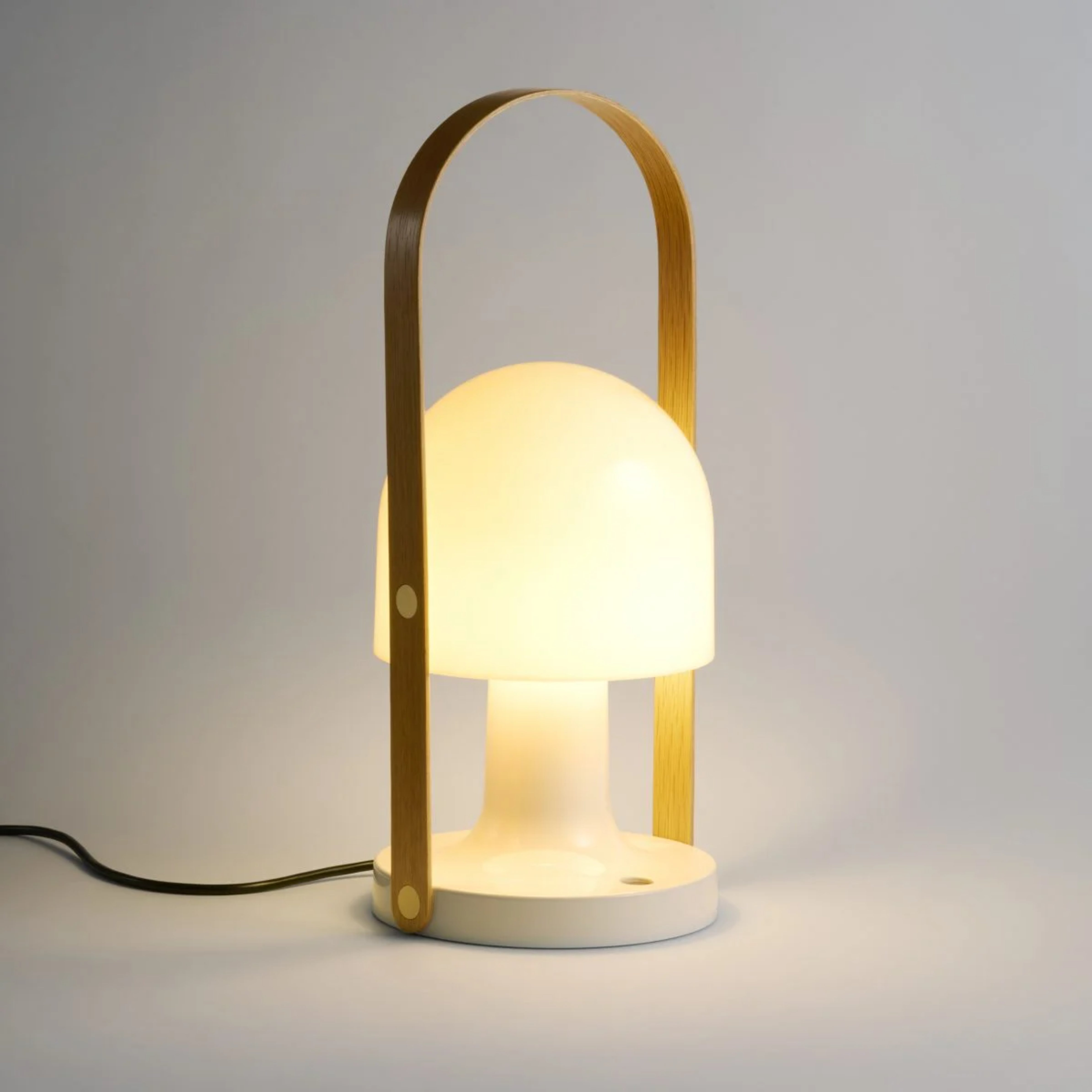 Stolní lampa FOLLOWME PLUS bílá s hnědou