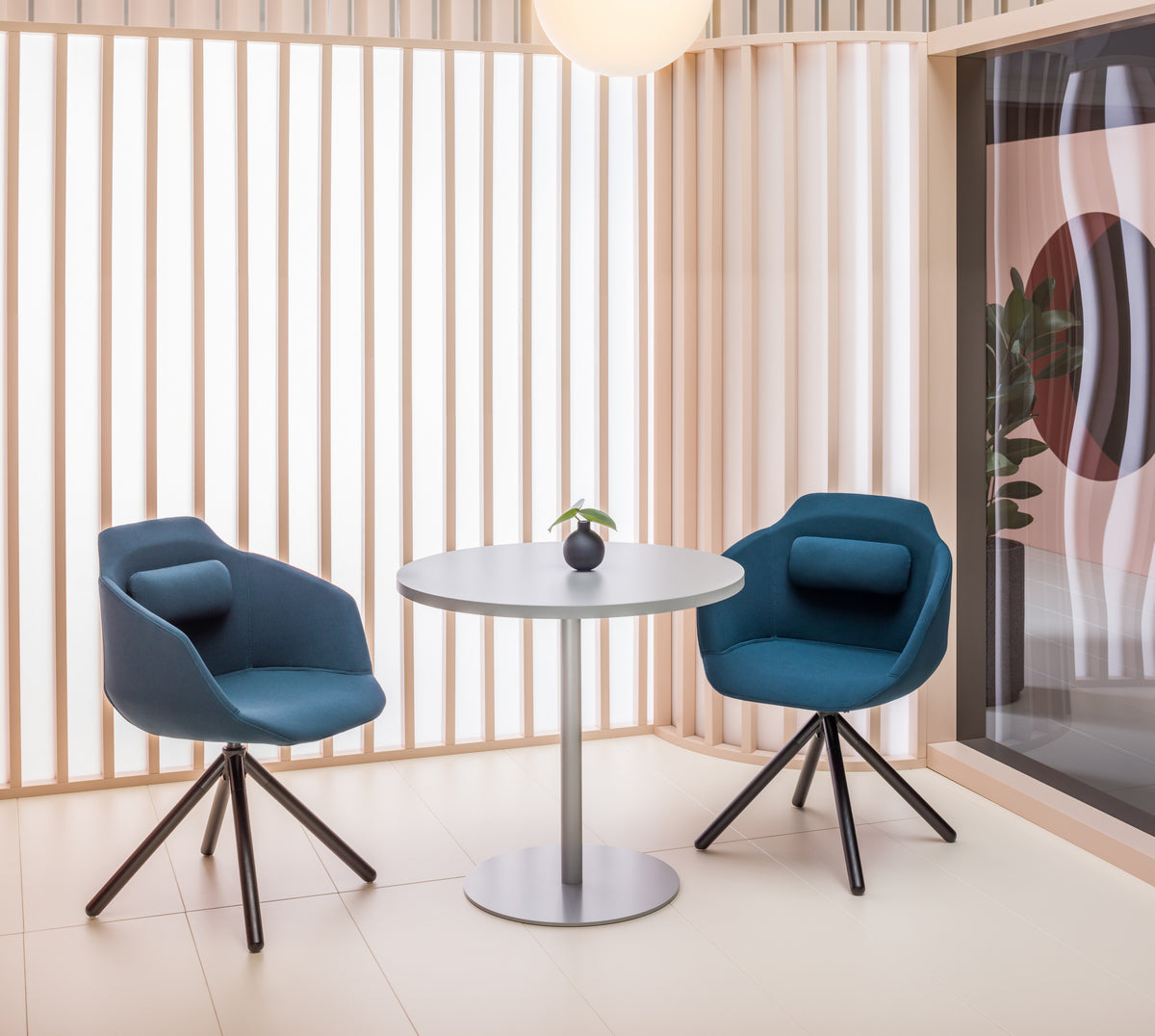 Office chair Ultra wooden base