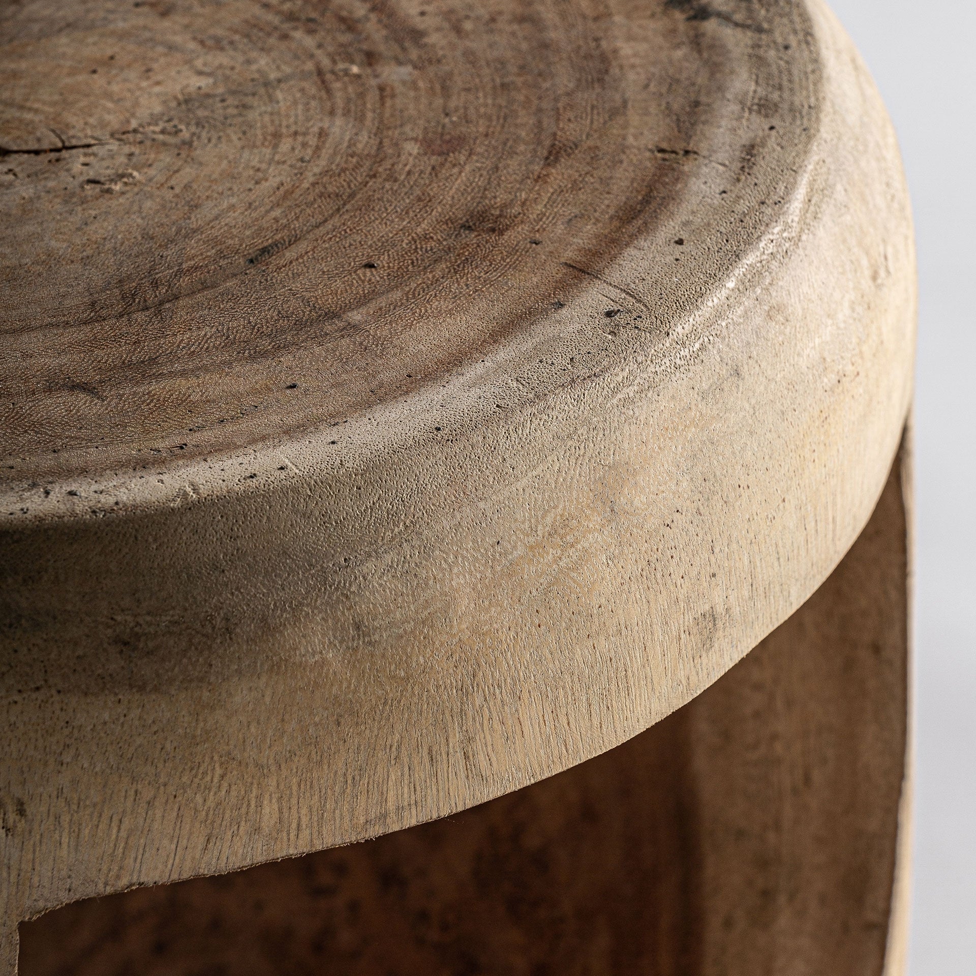 Stolik boczny KRANIA drewno suar