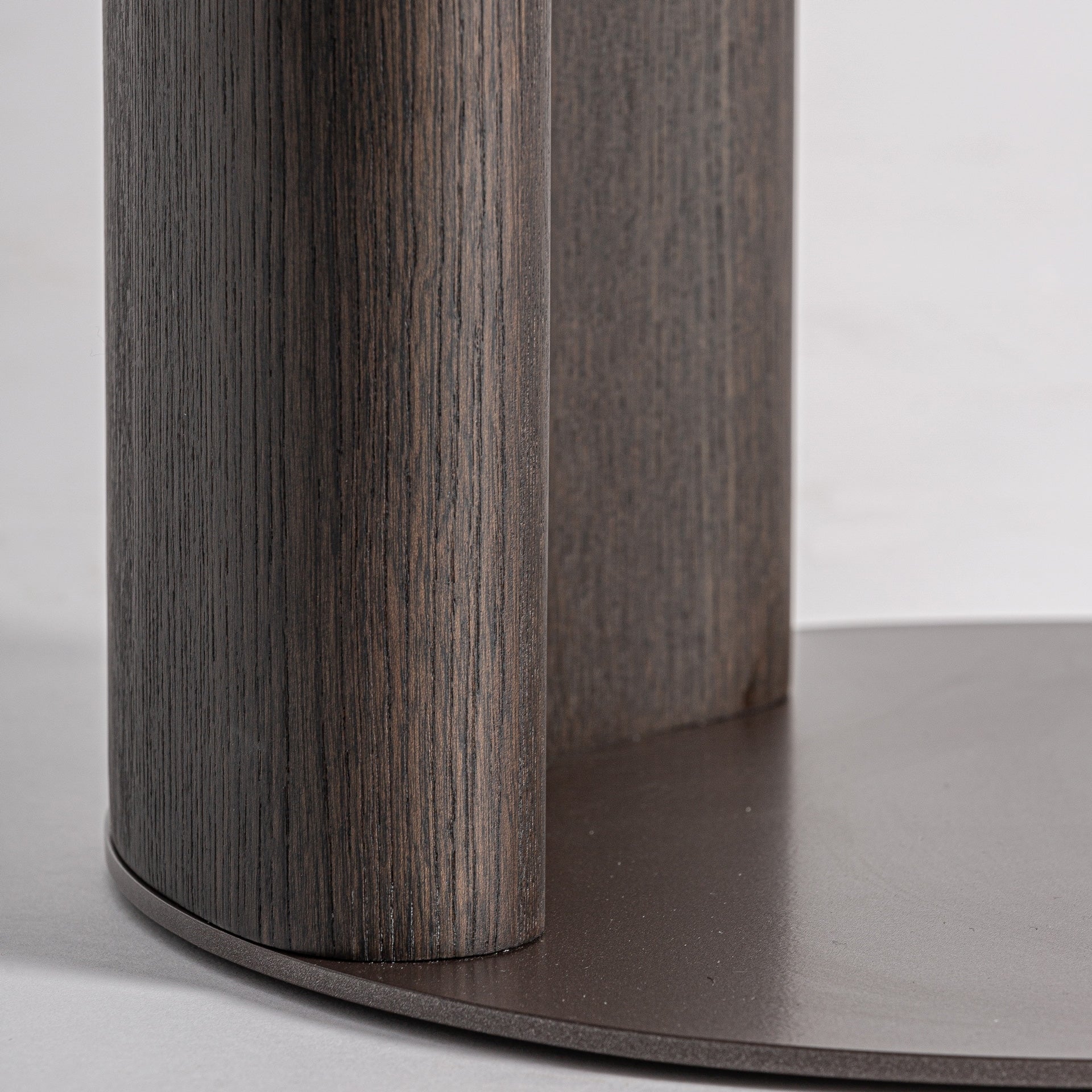 PRAVIA Brown Side Table