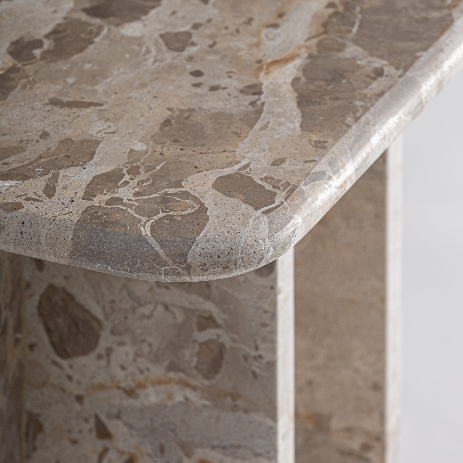 SWALMEN Side Table Beige Marble