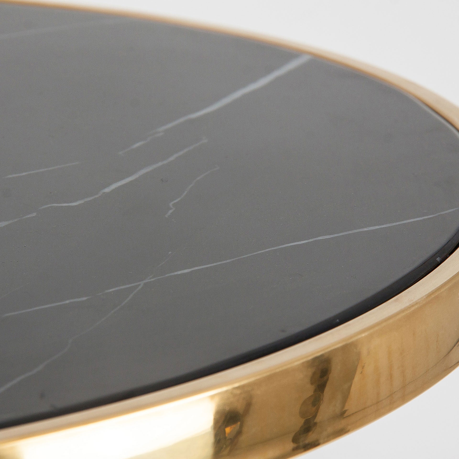 Round Bar Table THAN Black with Gold