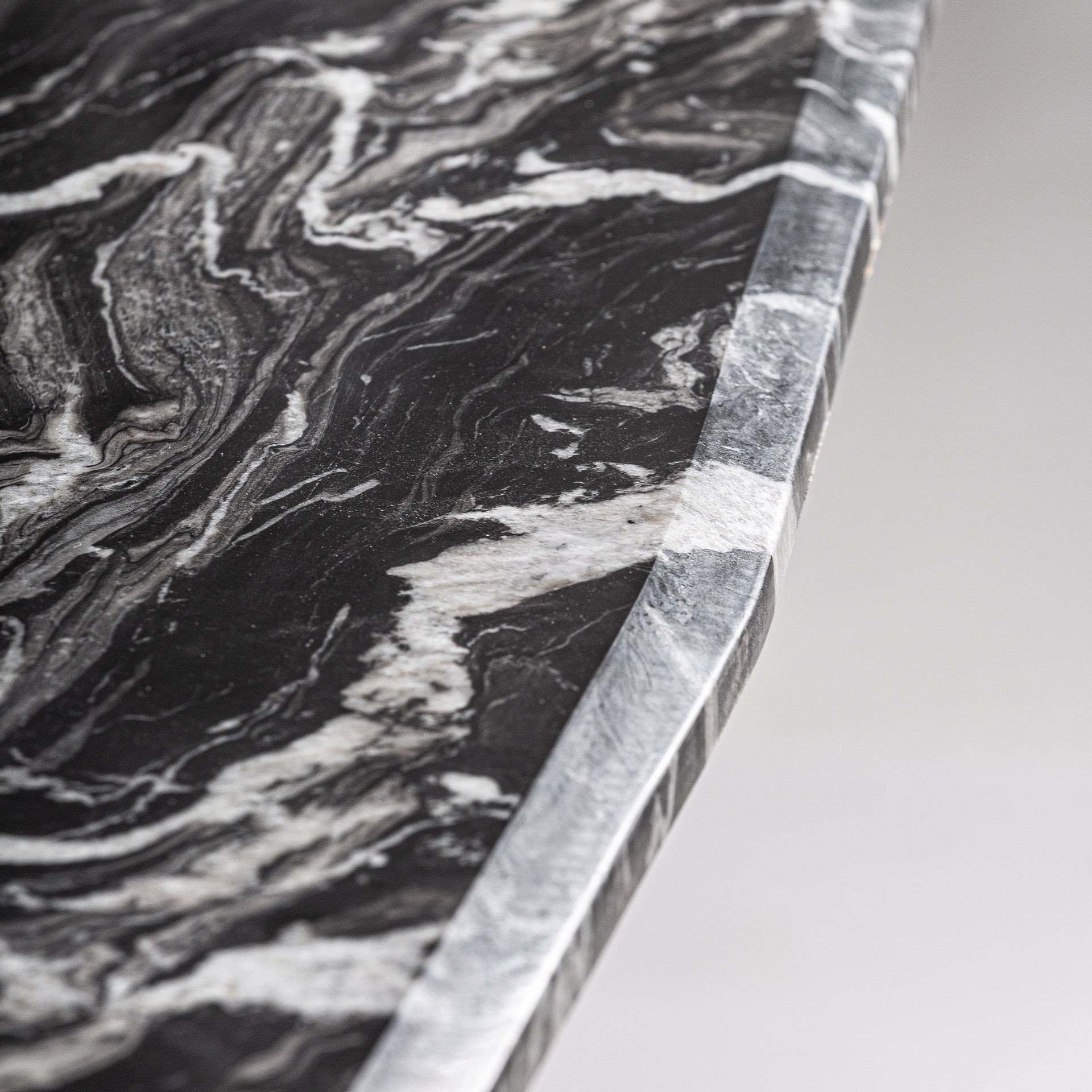 Stůl GAUTBY černý mramor