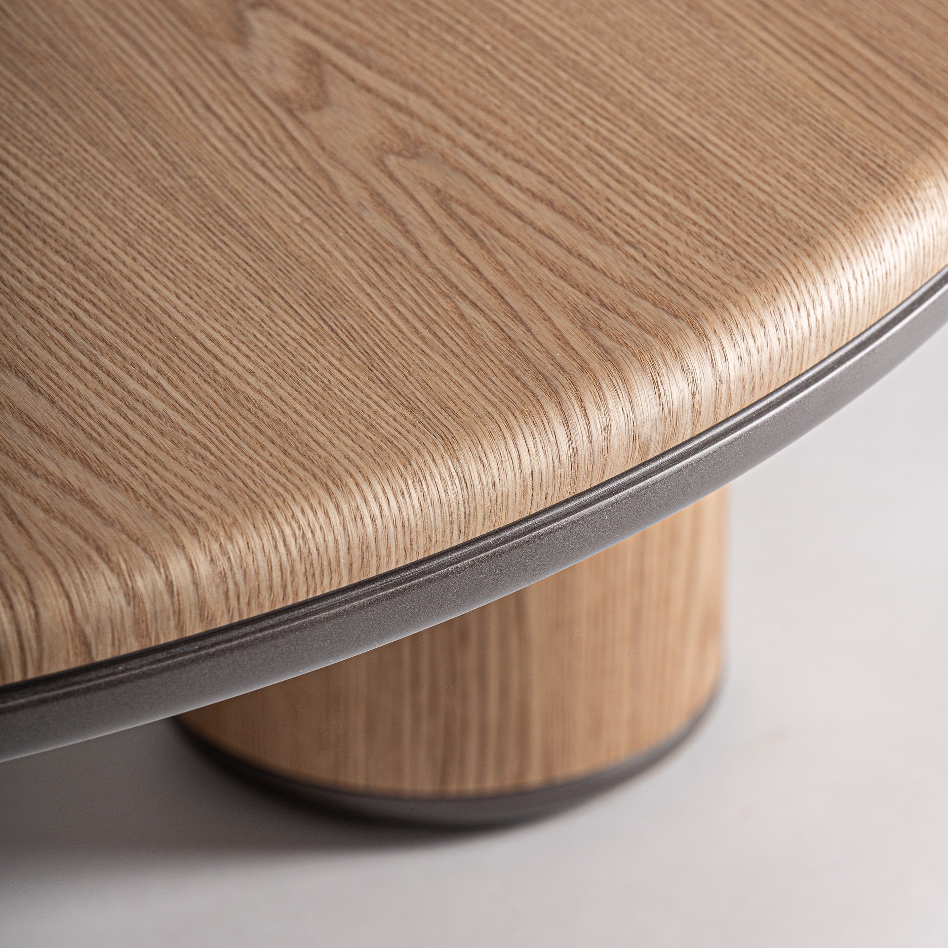 Konferenční stolek LENEO překližka