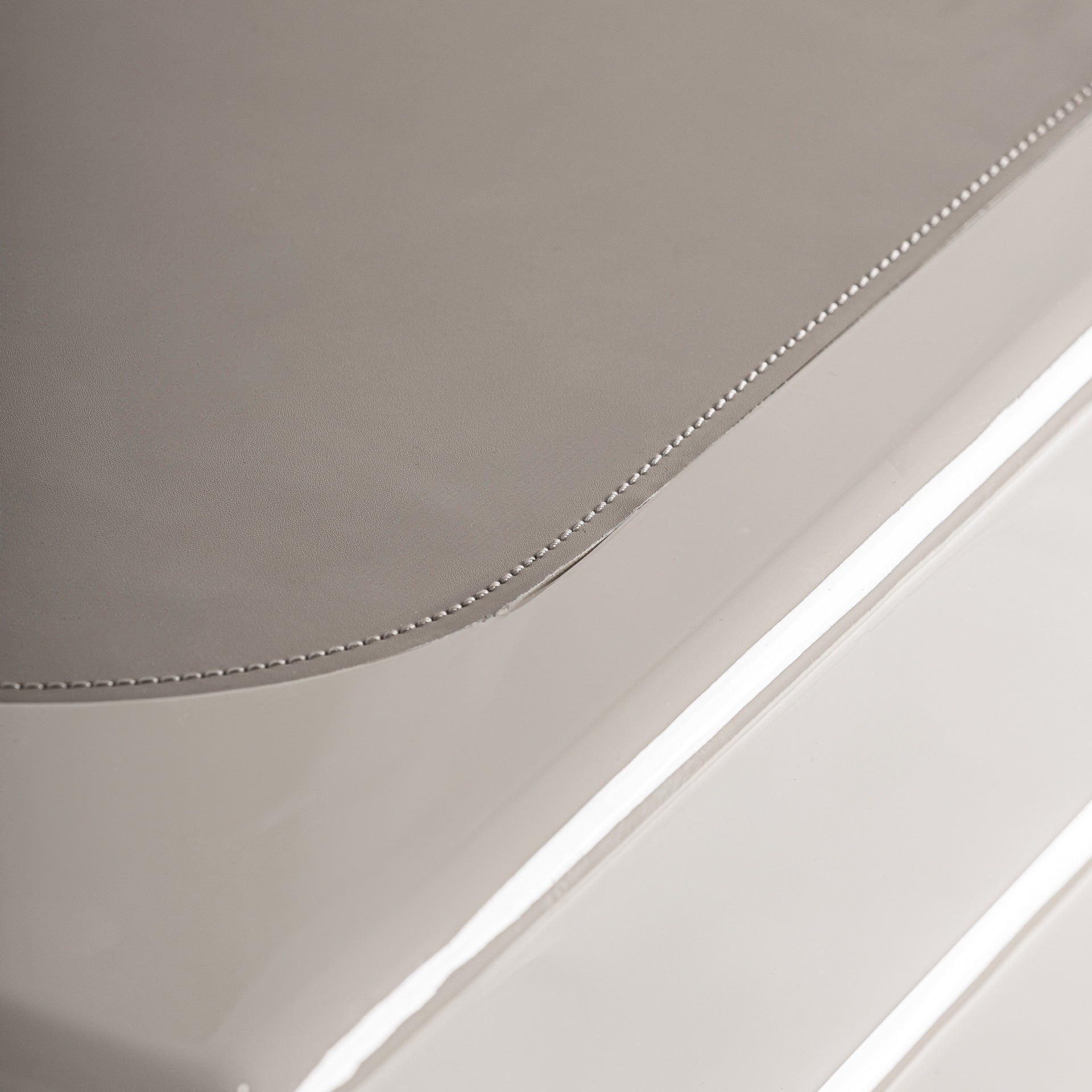 Konferenční stolek WHIEL béžový