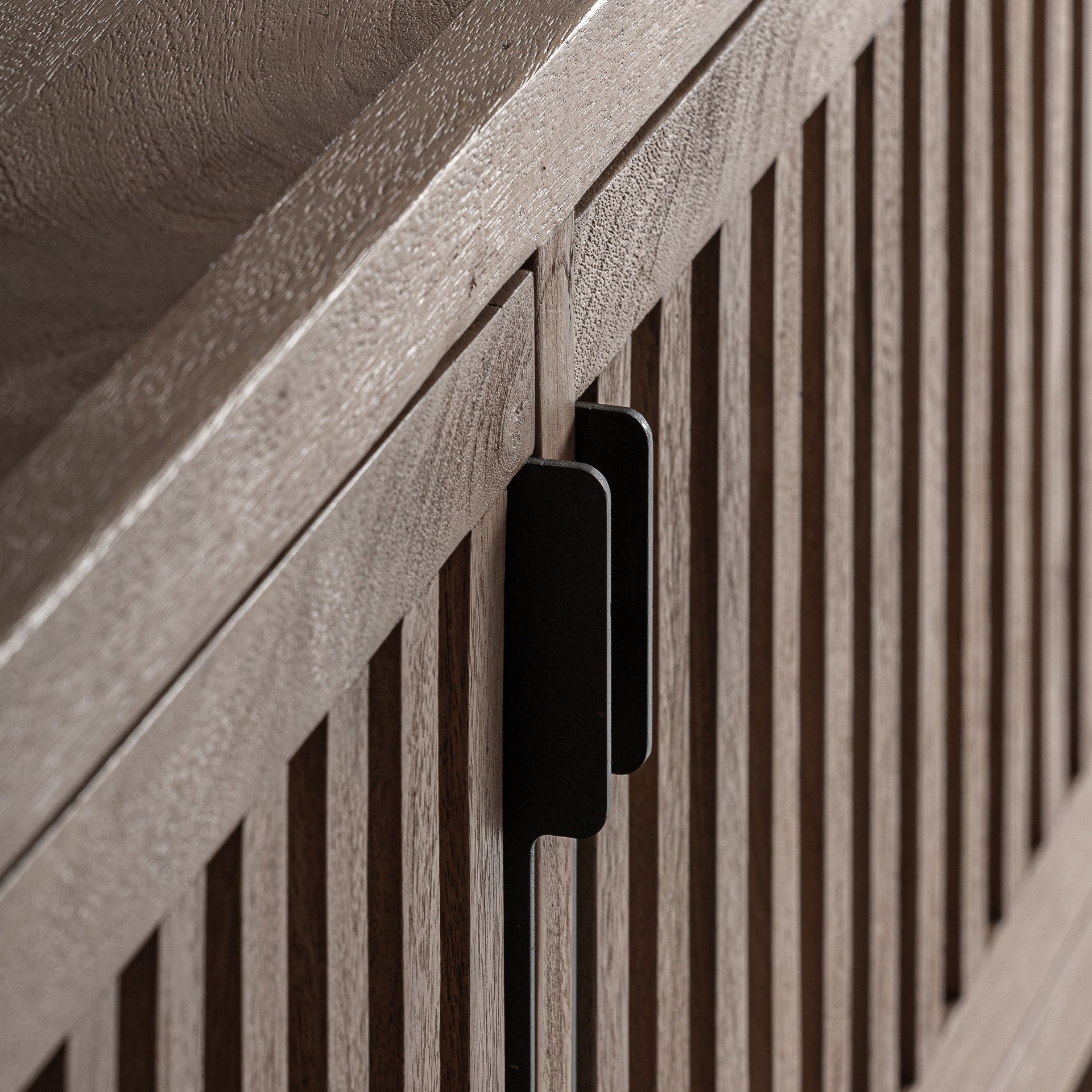 Televizní stolek GÀBIA z mangového dřeva