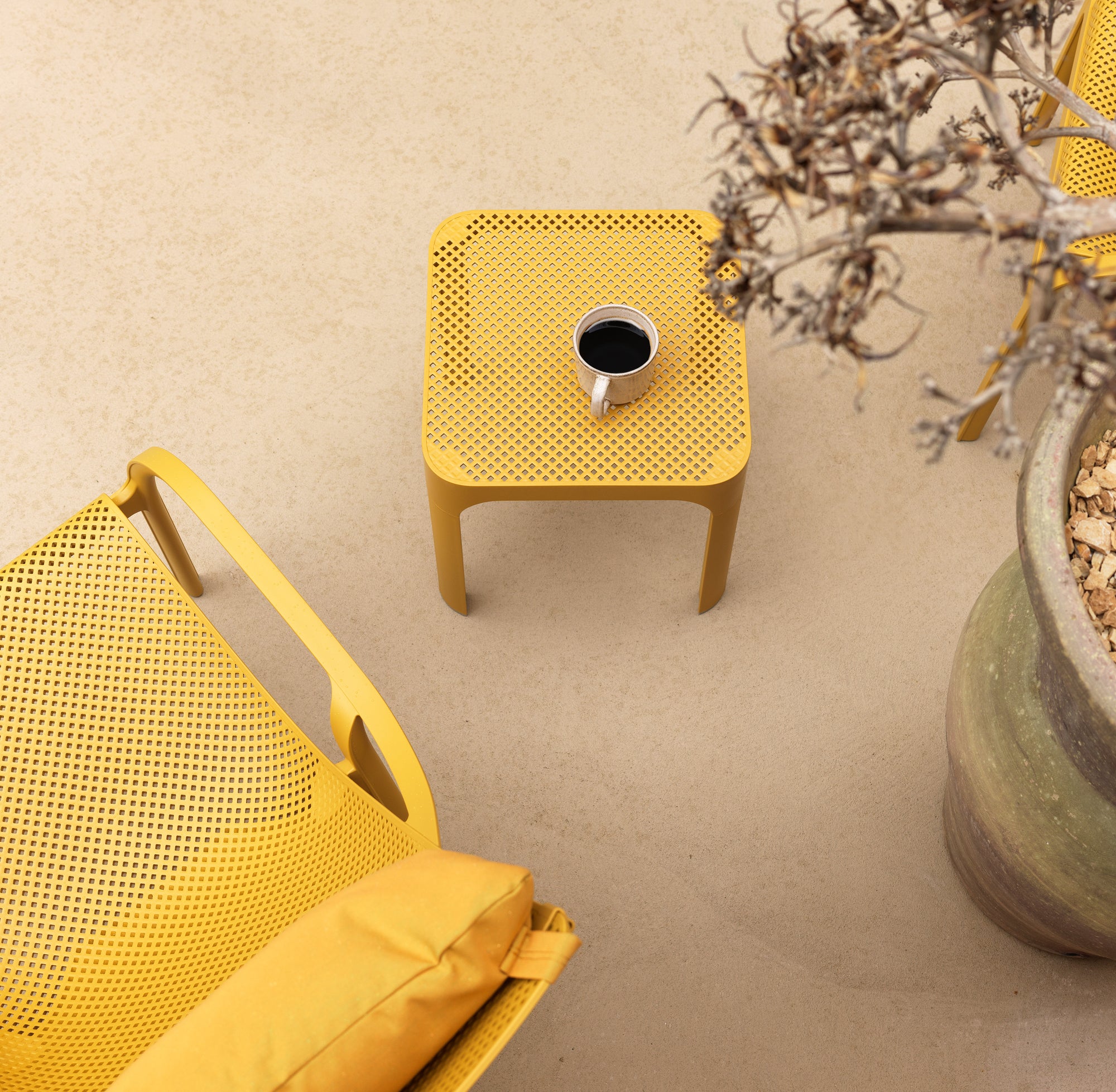 NET Brown Outdoor Coffee Table