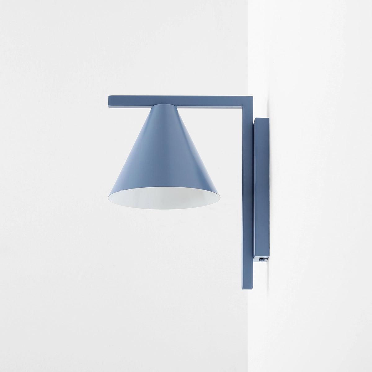 Blue forms wall lamp