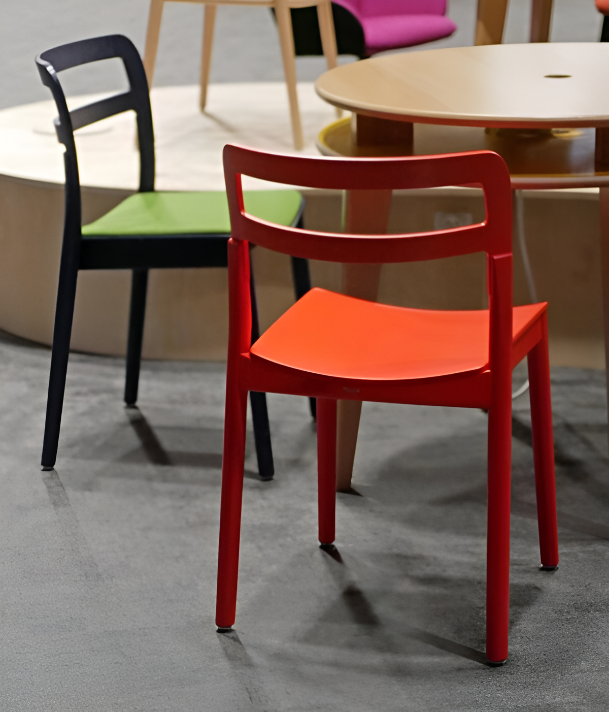 Plasie chair A-4290 beech wood