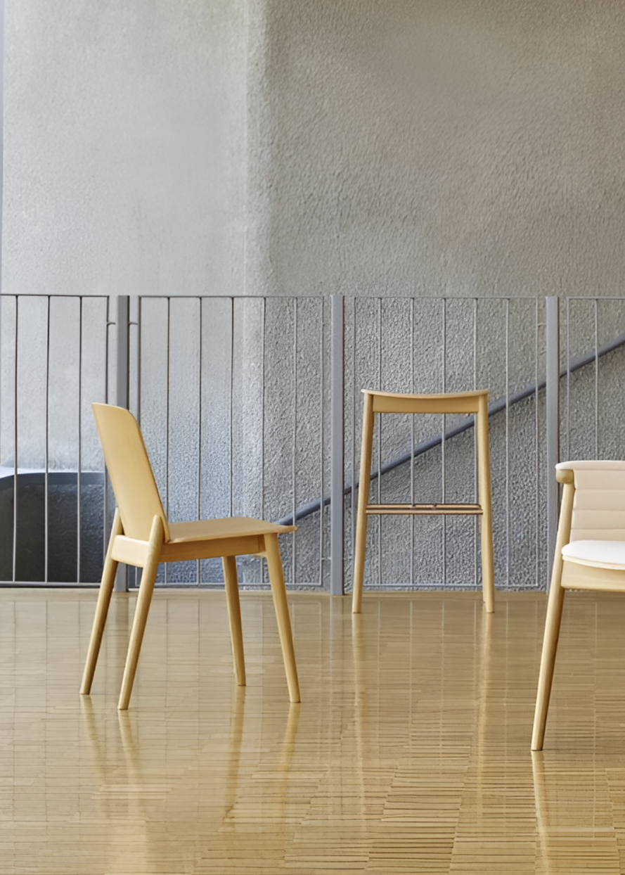 Prop C-4390 Bar Stool Wooden