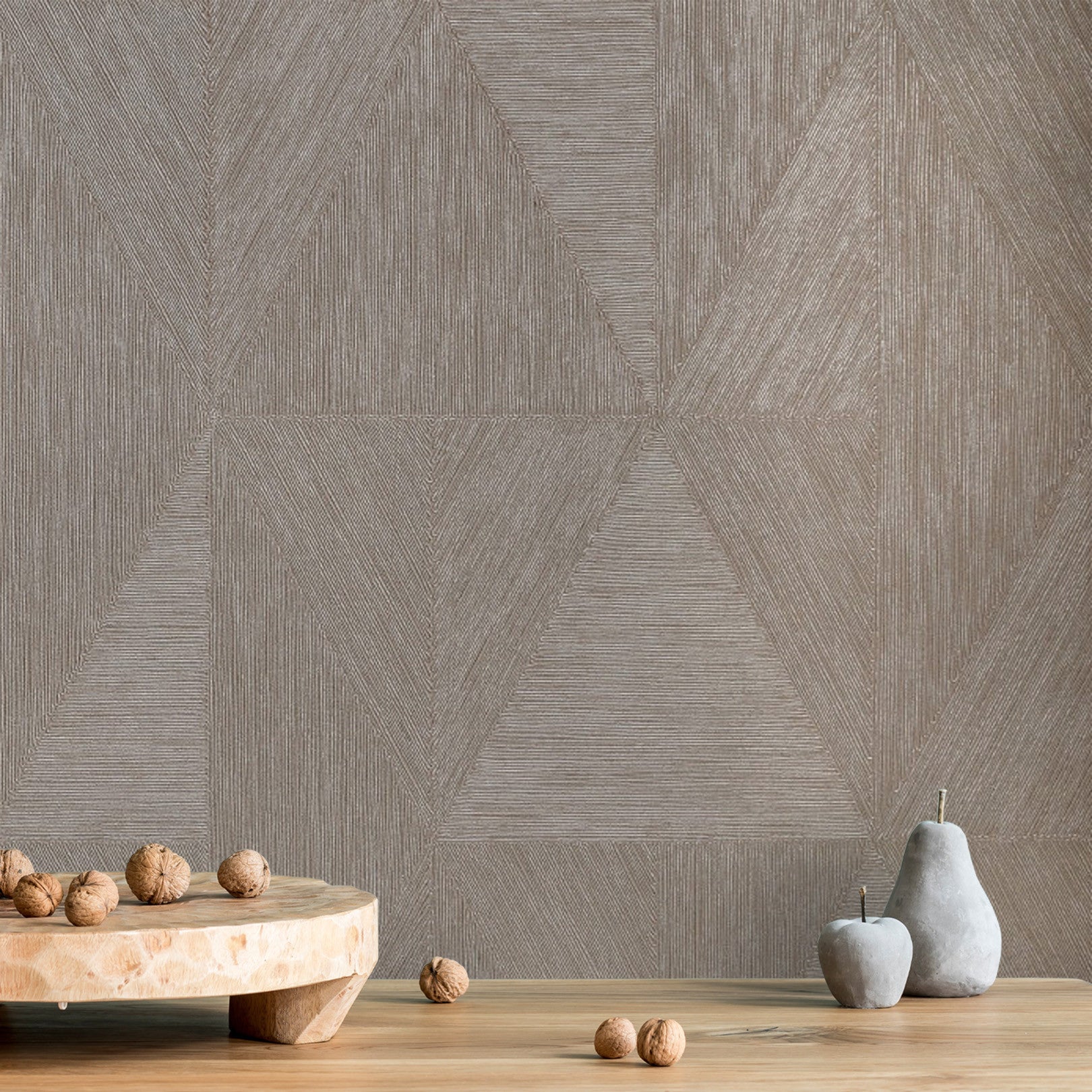 Metalická tapeta s geometrickým vzorem PARANGON - ARGENT stříbrná