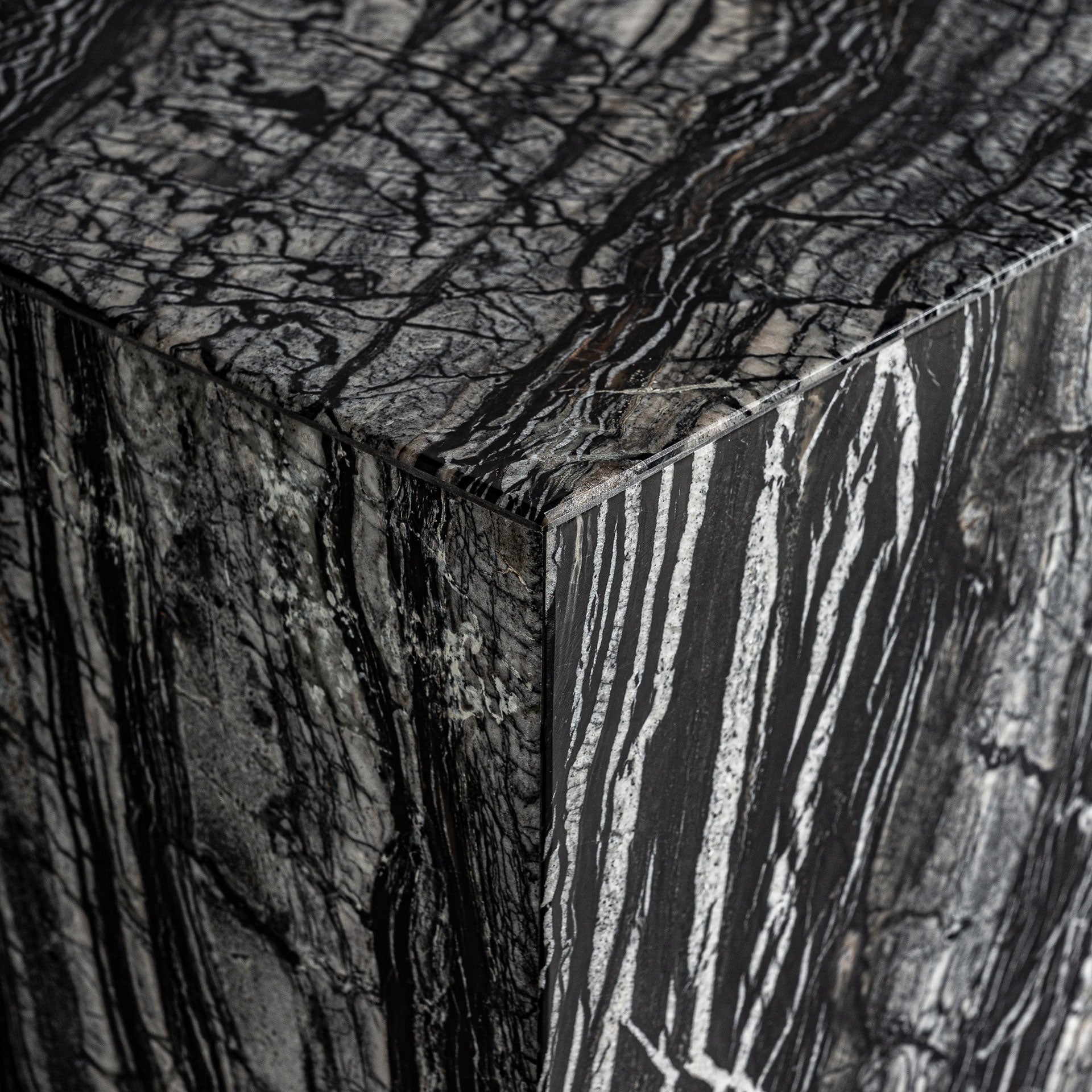 CHAINTRE Side Table Gray Marble