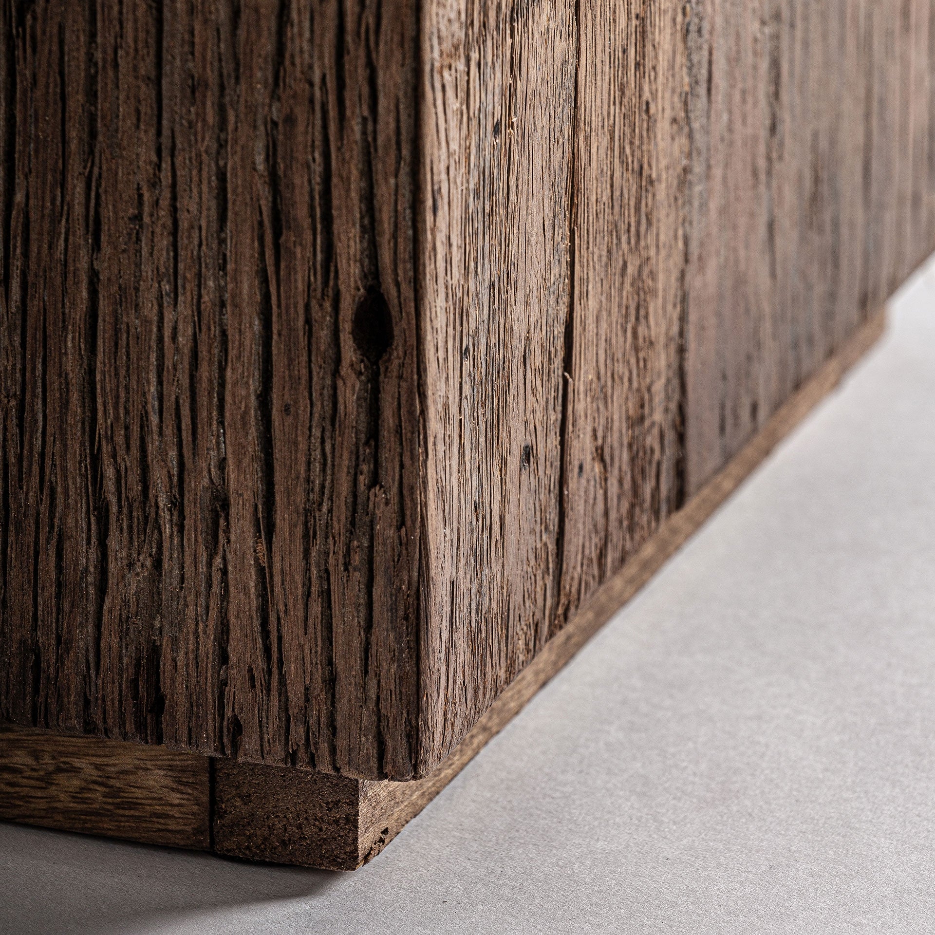 TOIGNE Column Tropical Wood