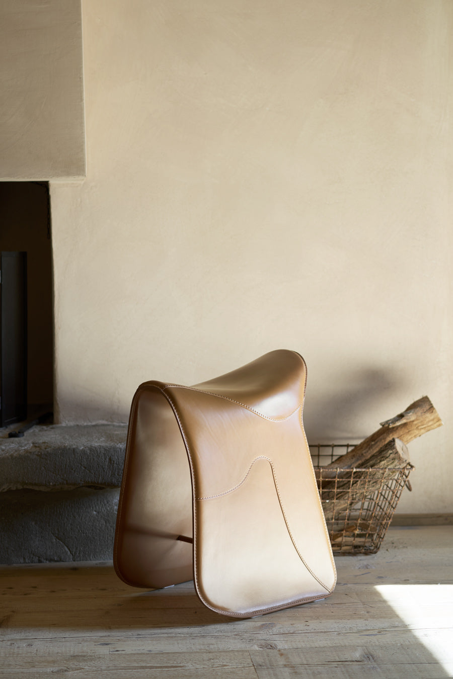 PEPE seat black leather