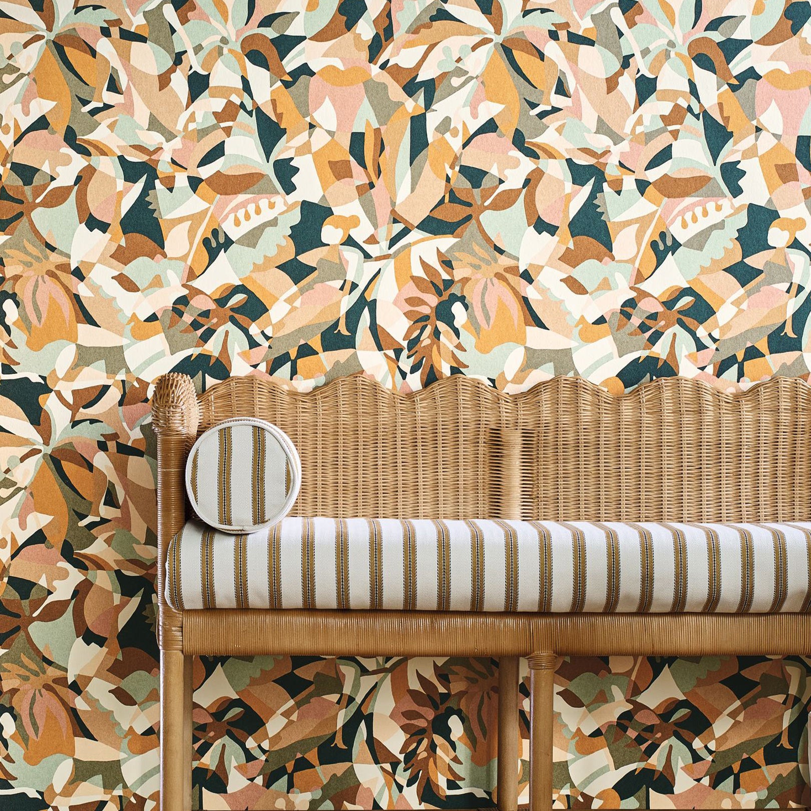 Abstract wallpaper with a botanical pattern PLONGEON - CÉLADON/AMBRE mint green with gold
