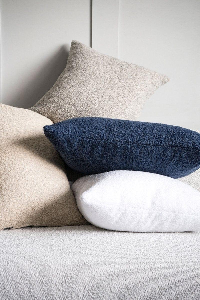 Poduszka w tkaninie boucle COZY beżowy – tkanina bouclé, Poduszkowcy
