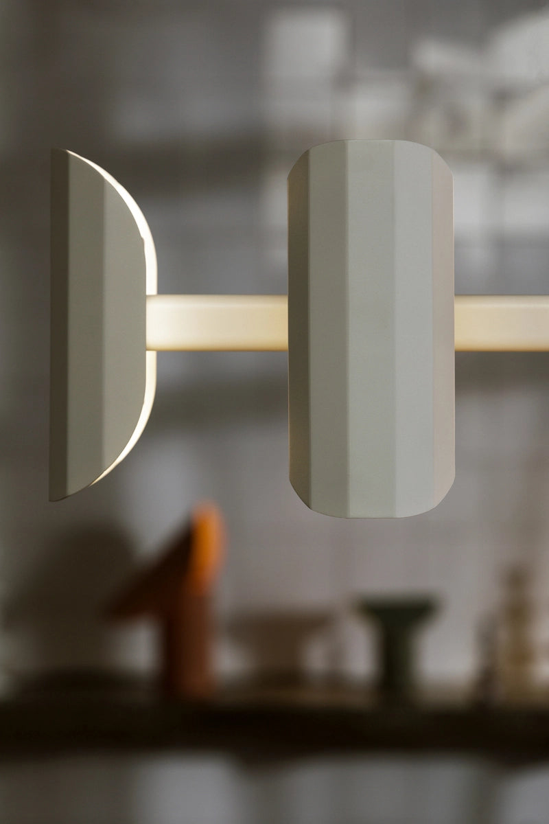 Bílé víceramenné závěsné svítidlo APOLIN