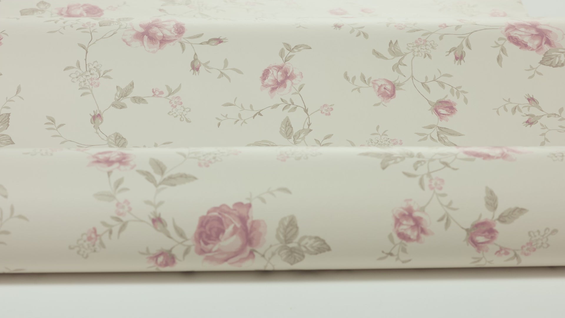 Tapeta s rostlinným motivem ROSE GARDEN béžová