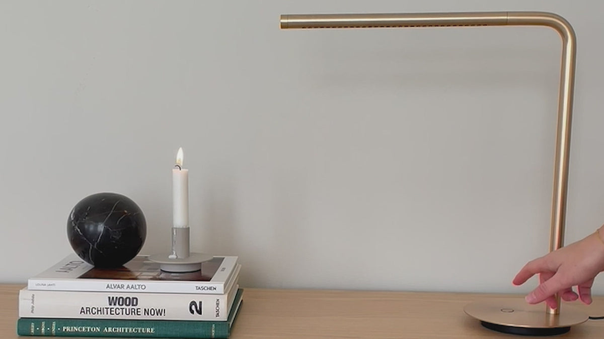 Gold OMNI Table Lamp