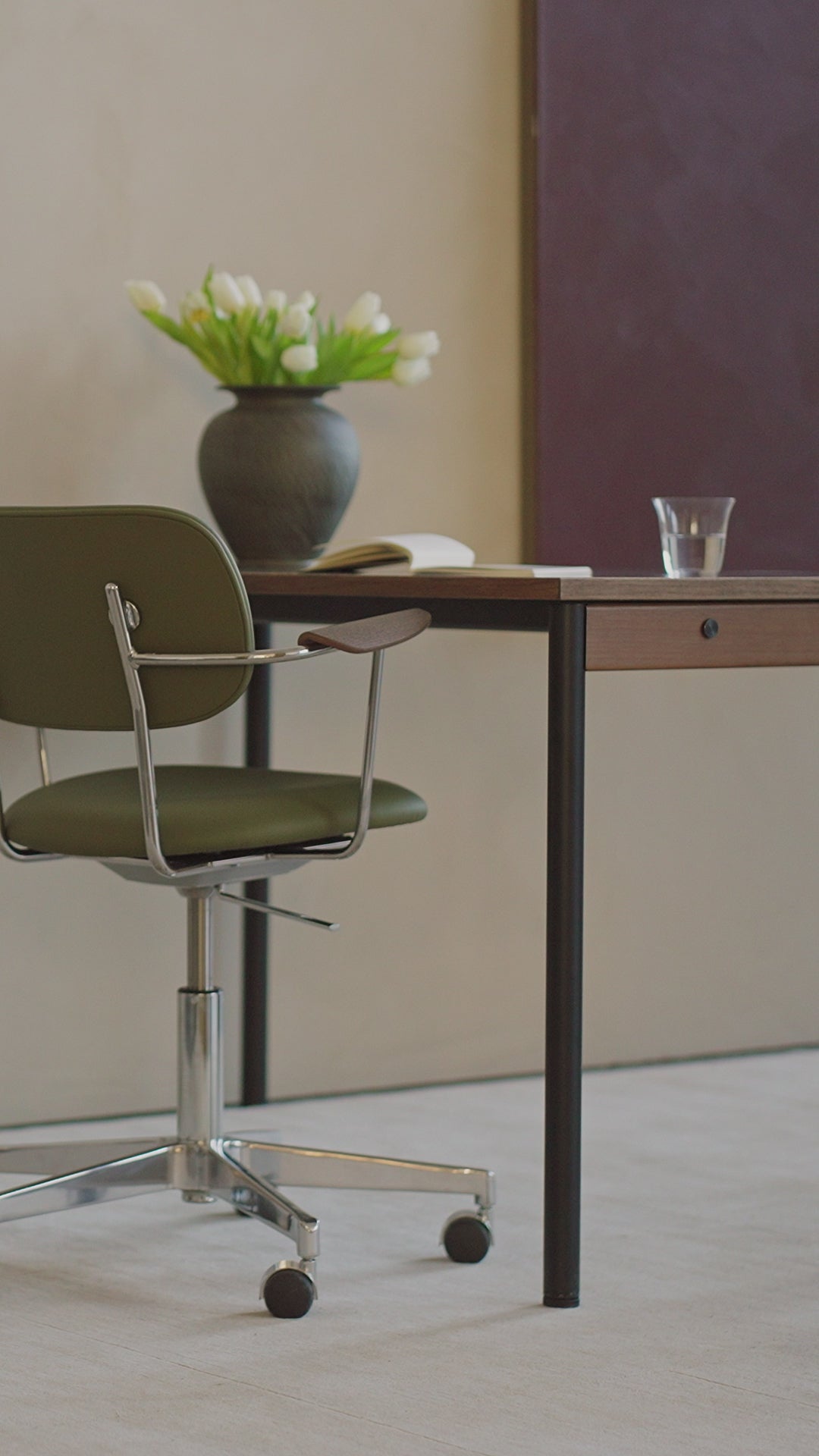 CO table dark brown laminate with black base