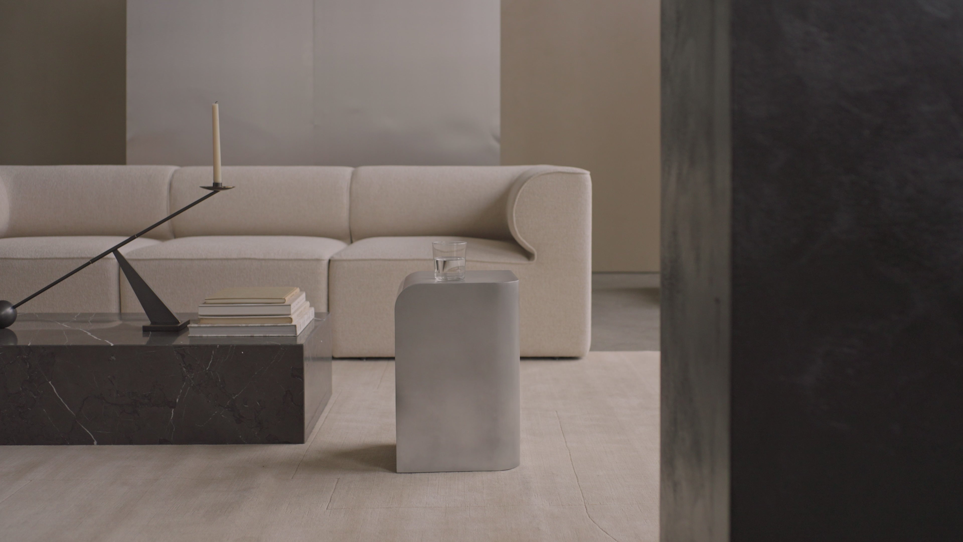 VOLUME aluminum side table