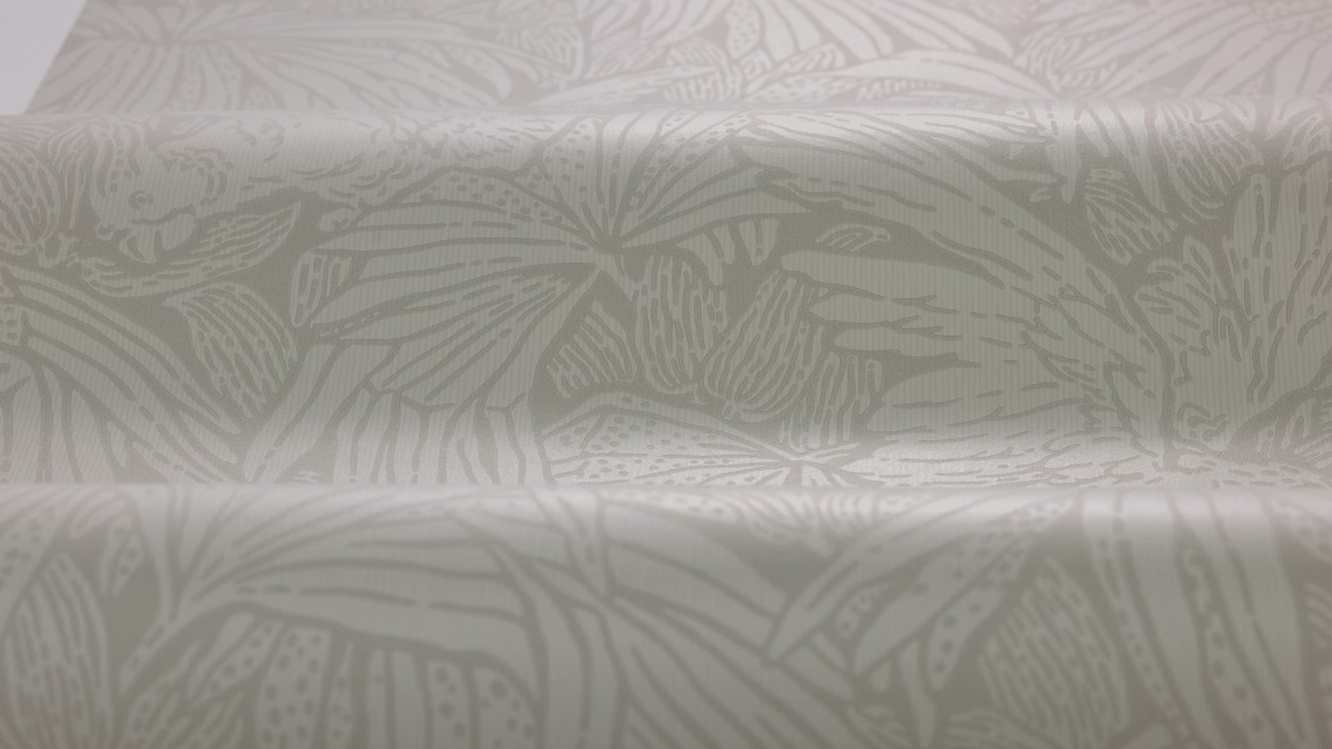 Tapeta s motivem zvířat HIDDEN PARROT béžová se šedou