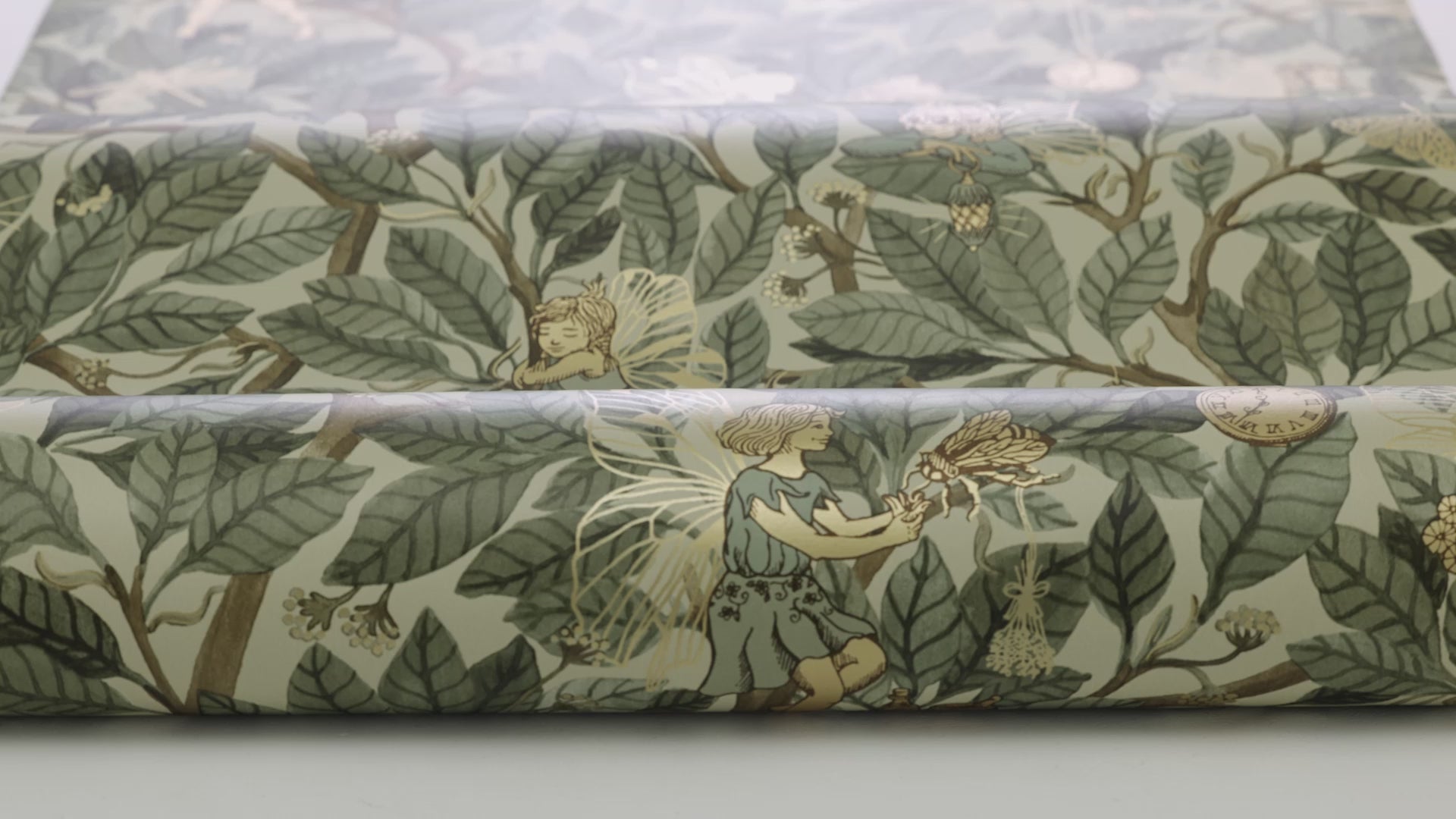 Children's wallpaper with a fairy tale fairy motif FAIRIES green