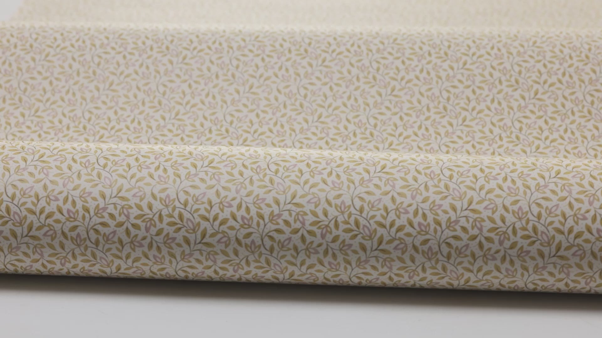 IDA Yellow and White Floral Pattern Wallpaper