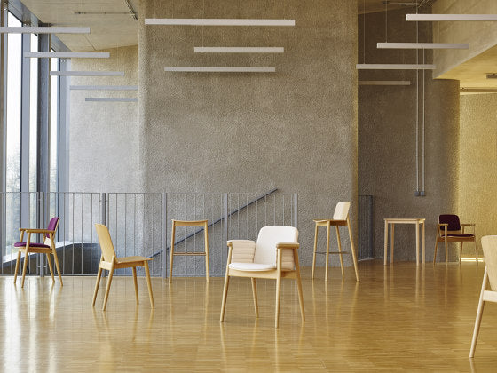 Křeslo PROP B-4390 dřevěné