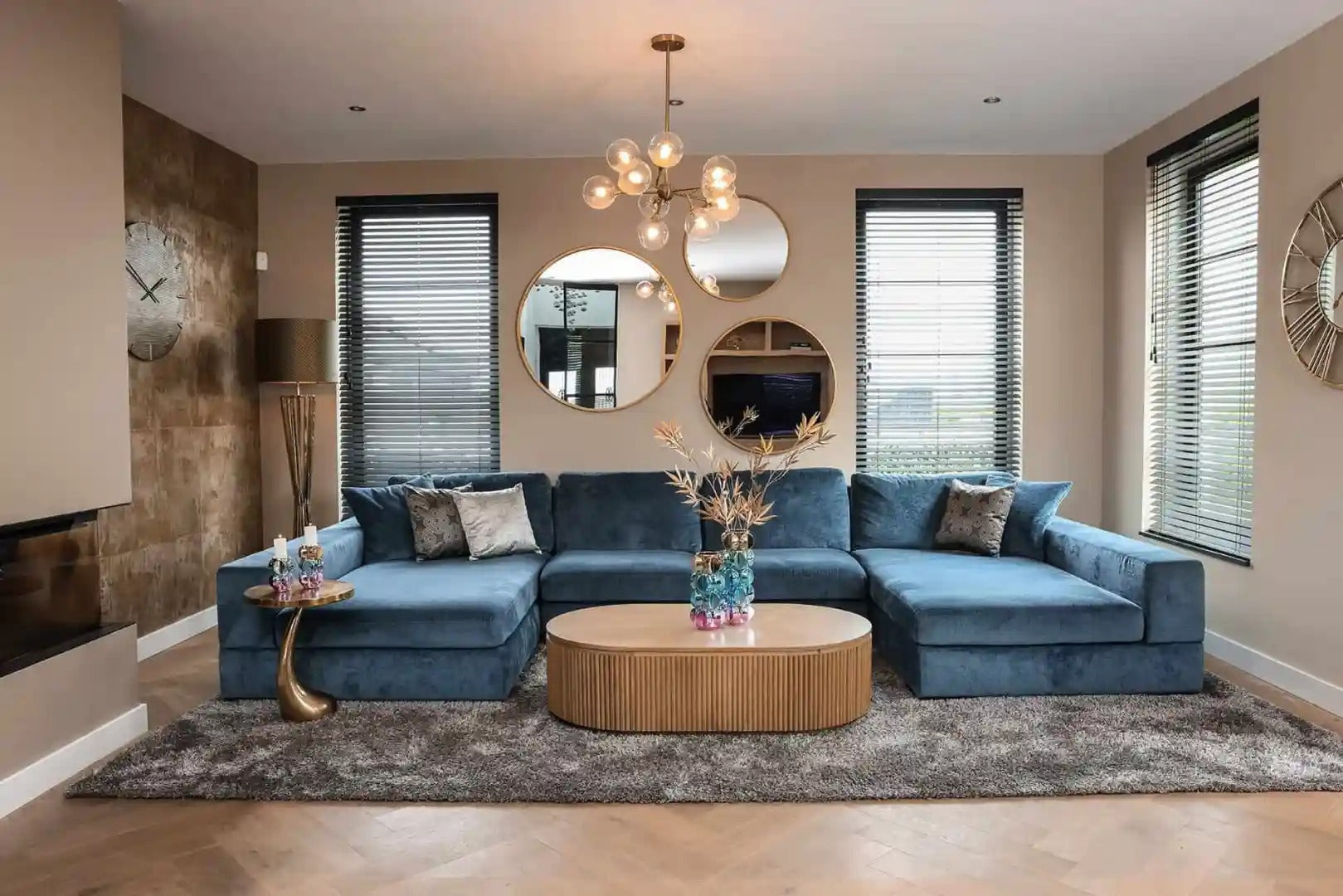 BELFORT oak veneer coffee table