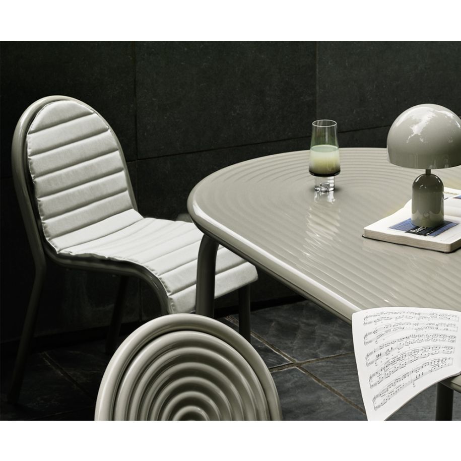 Krzesło zewnętrzne GROOVE złamana biel