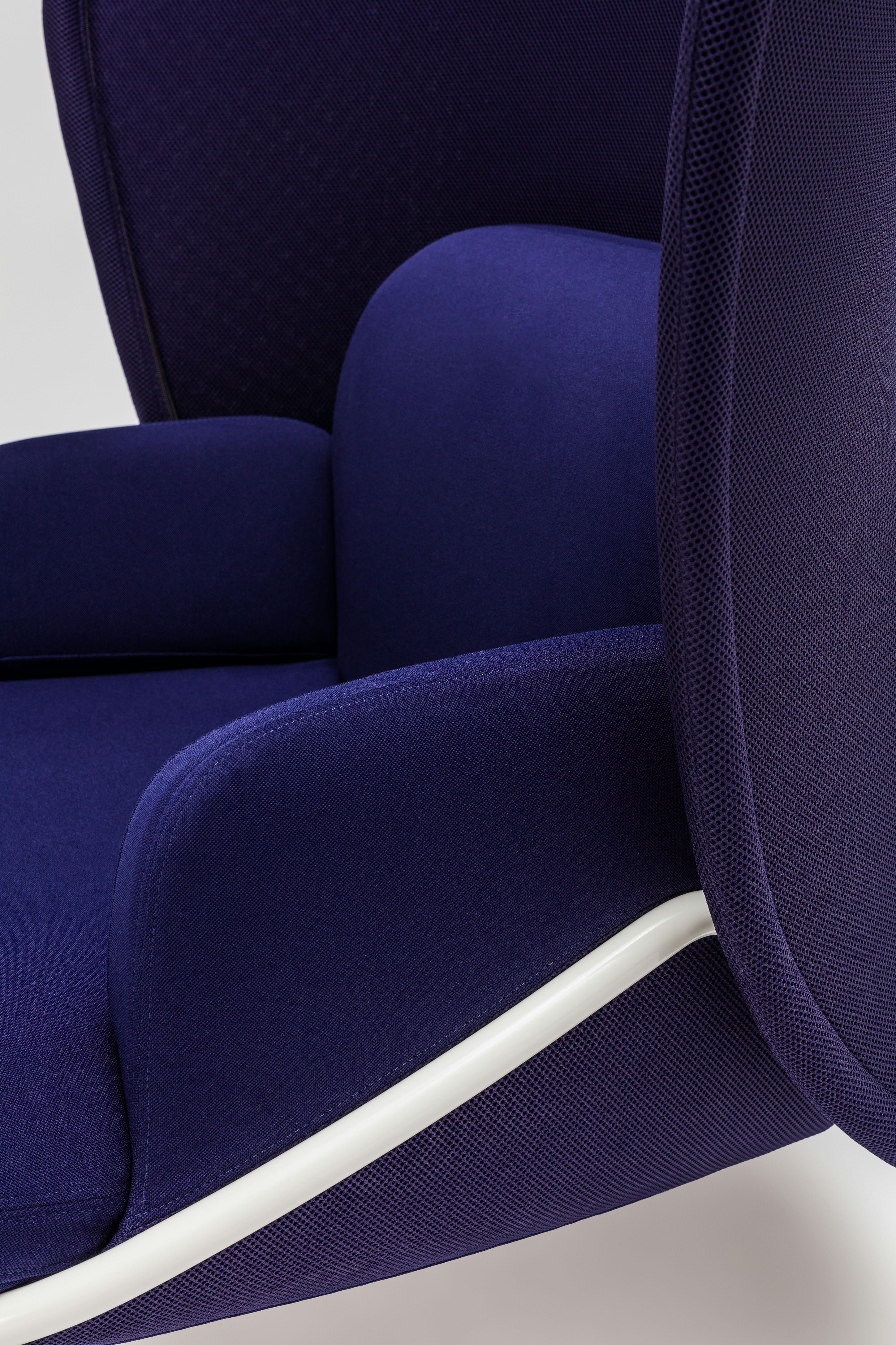 Armchair with a high backrest mesh navy blue