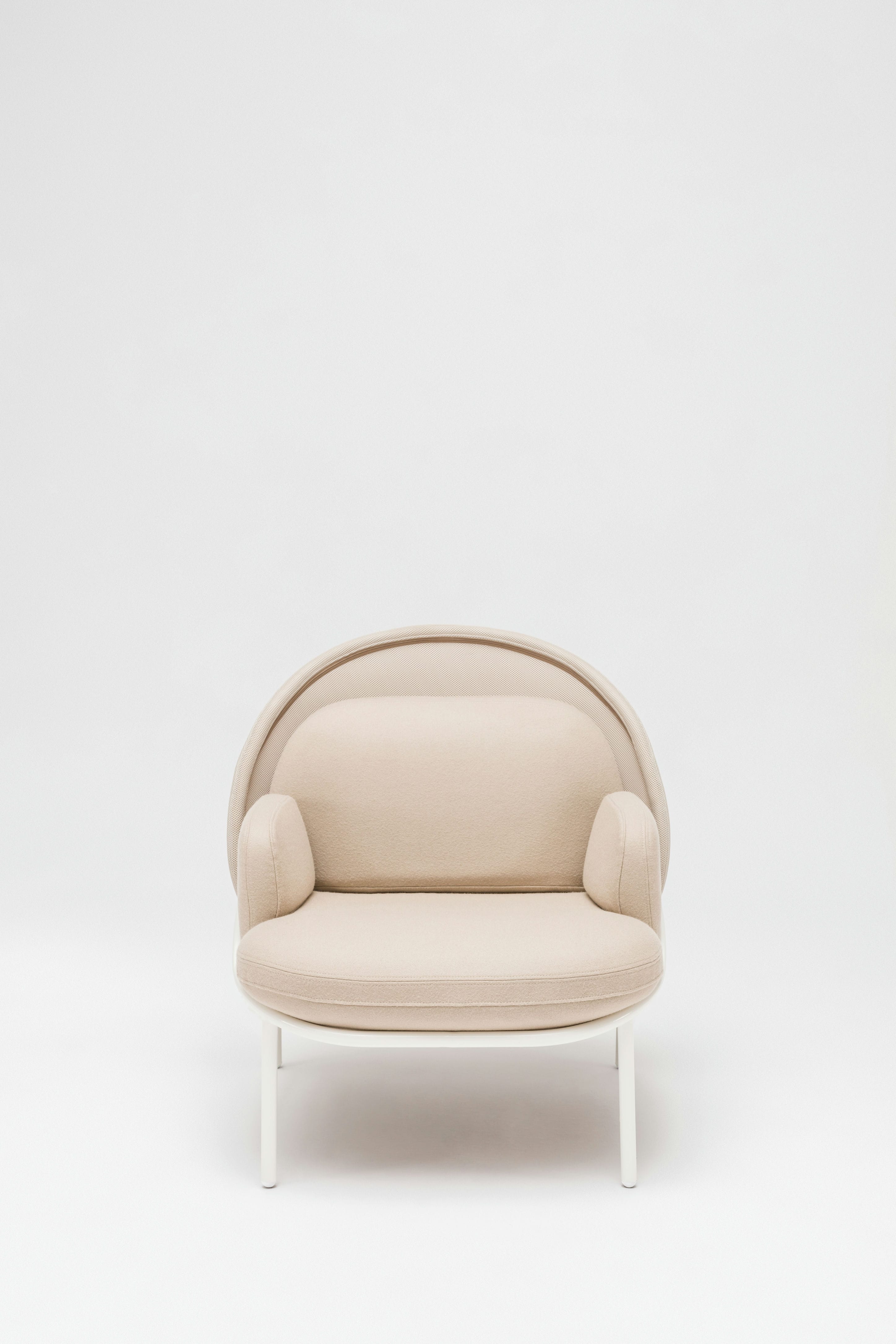 Armchair with low backrest beige mesh