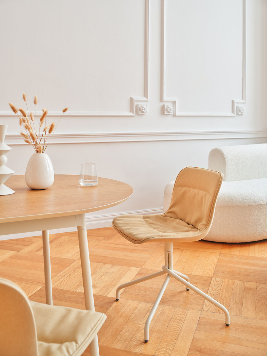 Krzesło obrotowe BALTIC 2 SOFT DUO z metalową podstawą - kolor do wyboru [Milena] MDD    Eye on Design