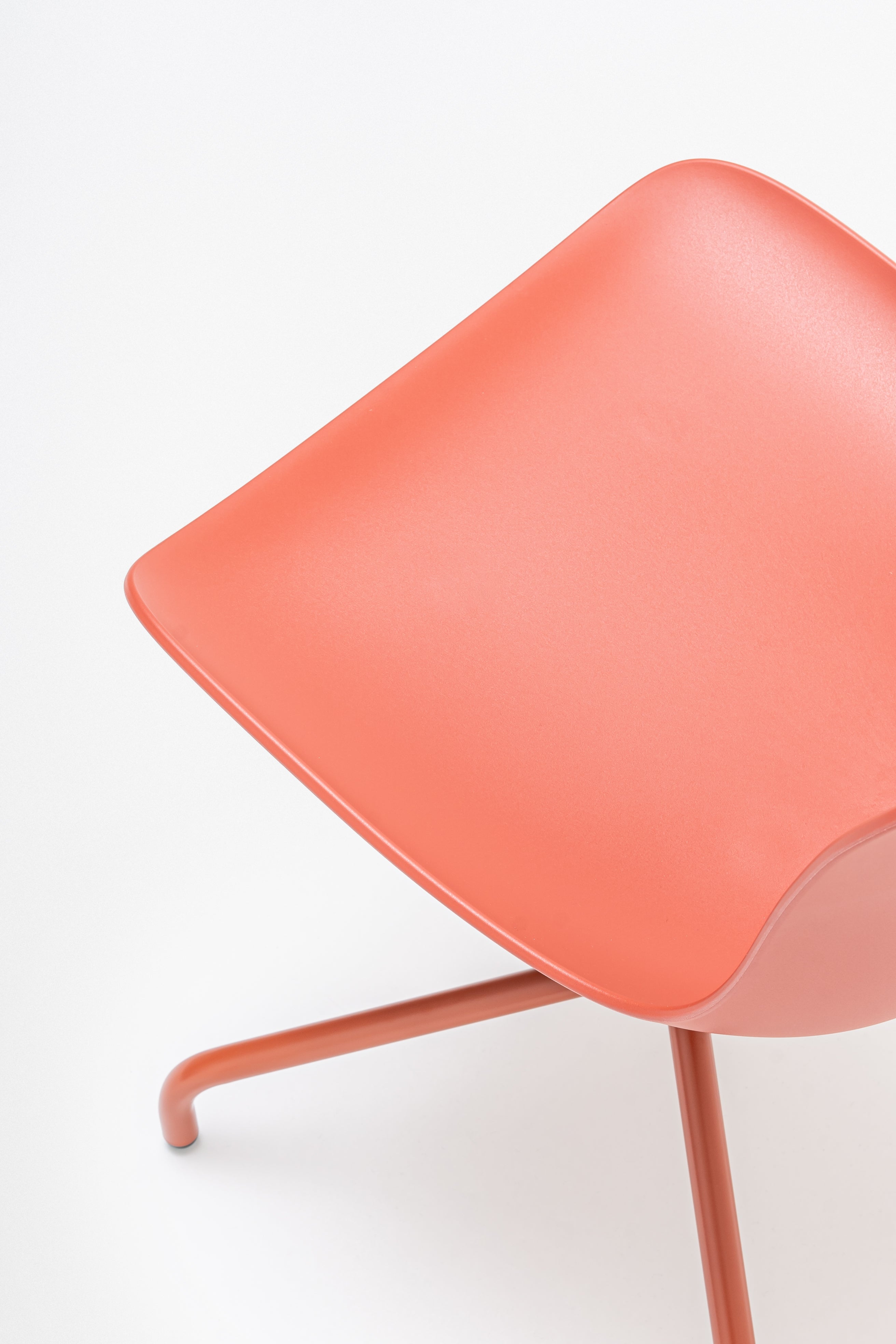 Otáčecí křeslo BALTIC 2 BASIC hliníková základna