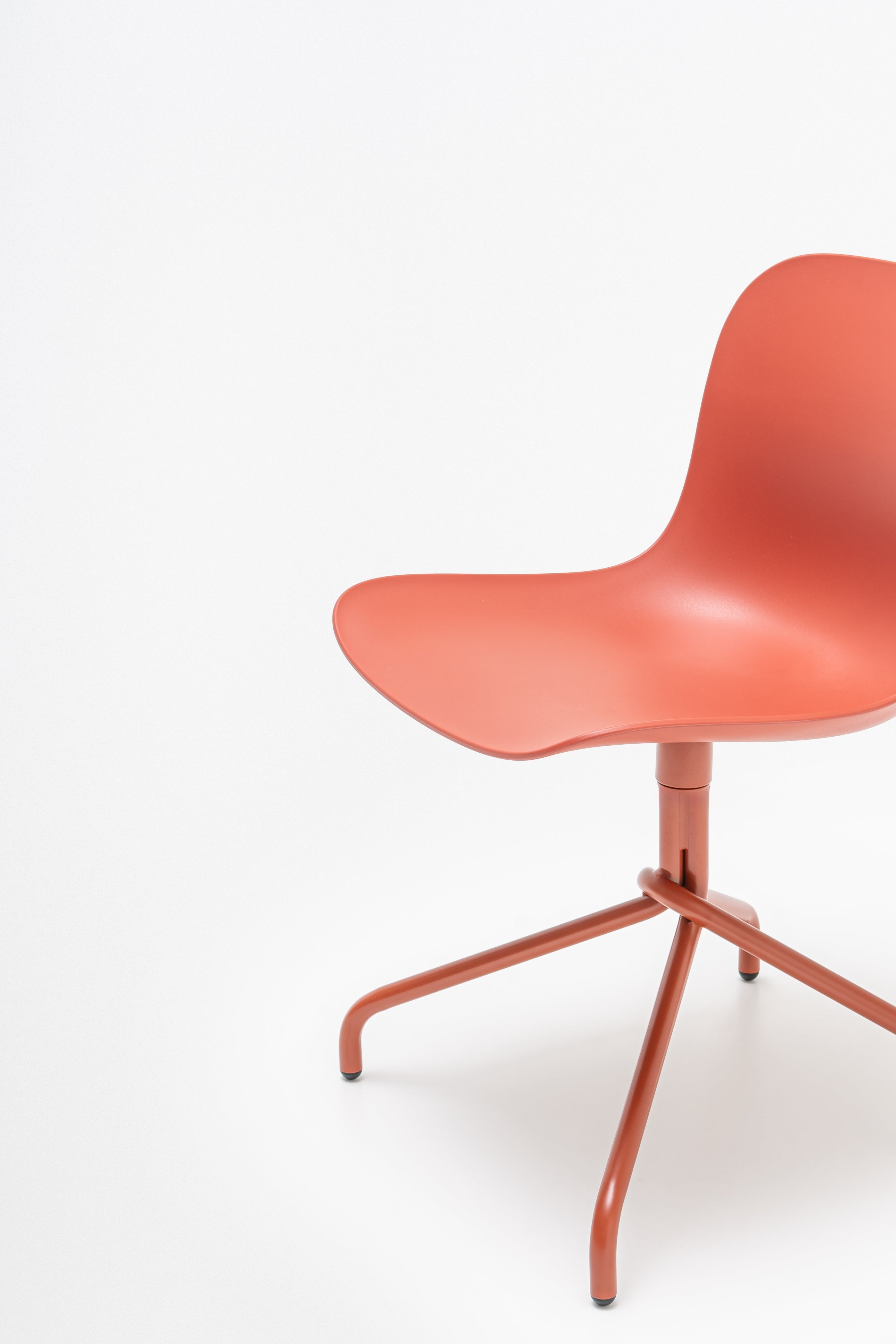 Kancelářská židle BALTIC 2 BASIC s otočnou základnou