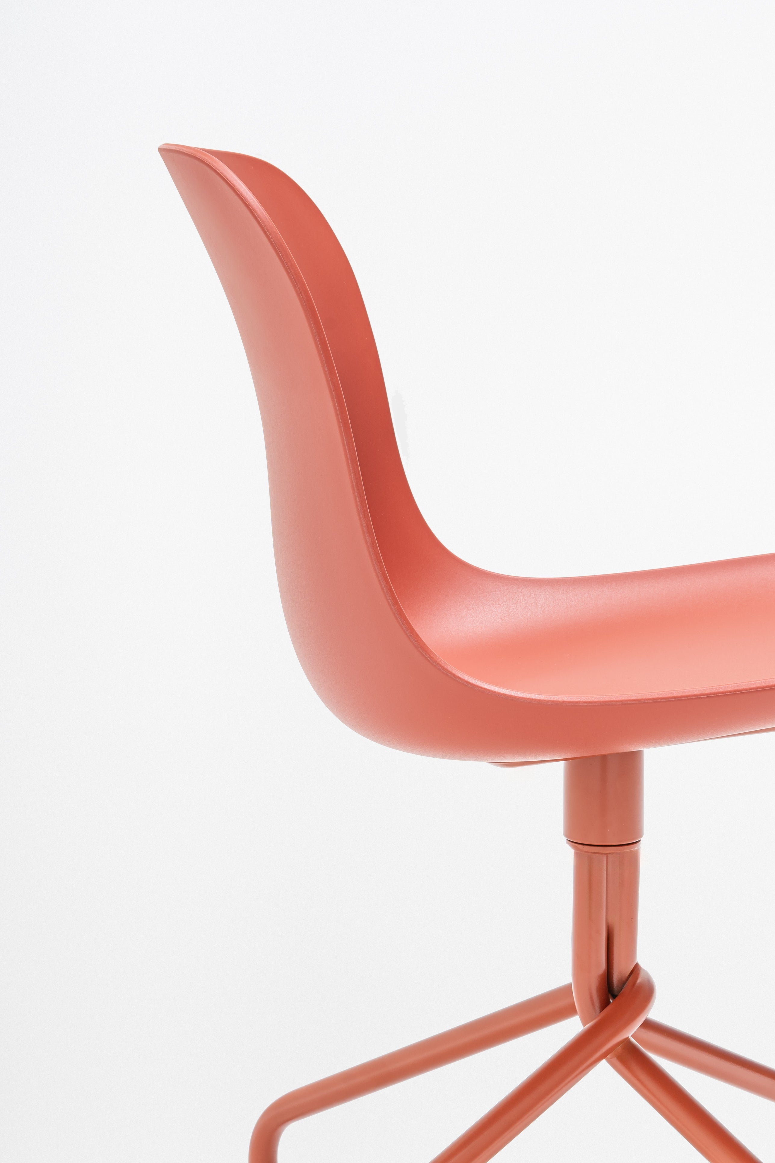 Kancelářská židle BALTIC 2 BASIC s otočnou základnou