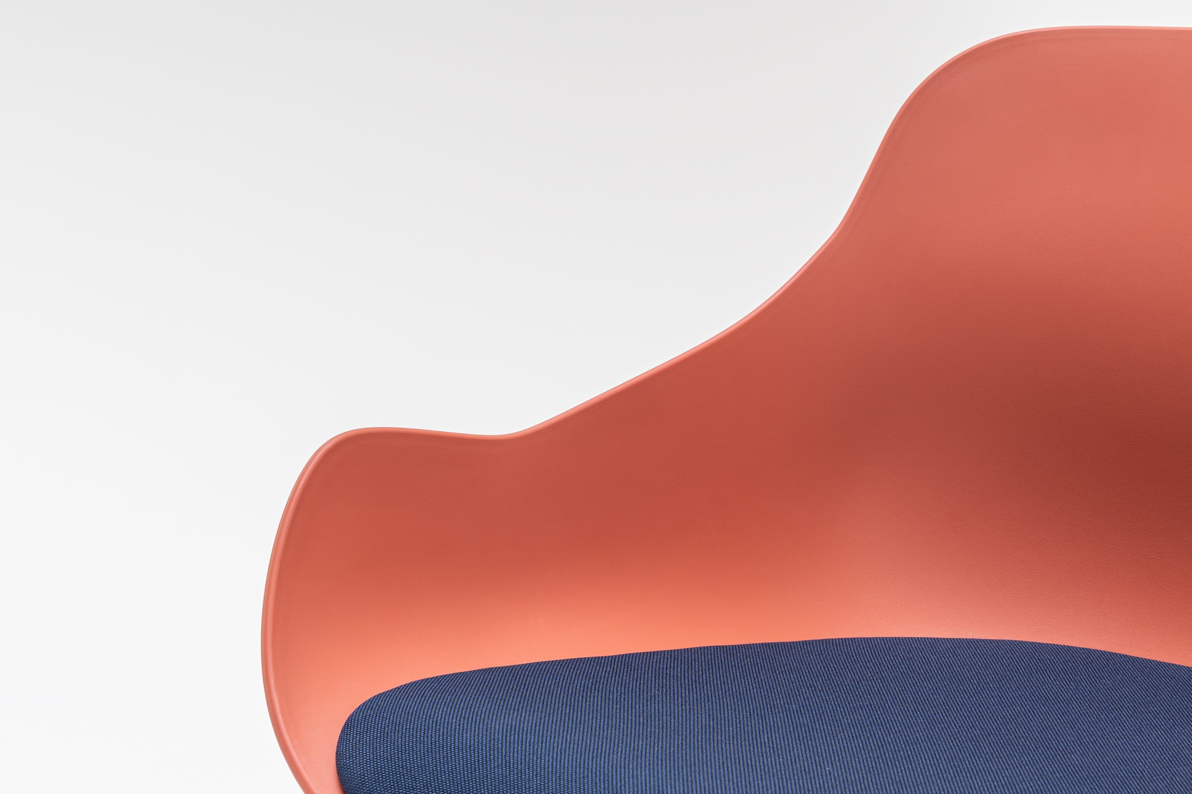 Židle BALTIC REMIX s kovovou základnou