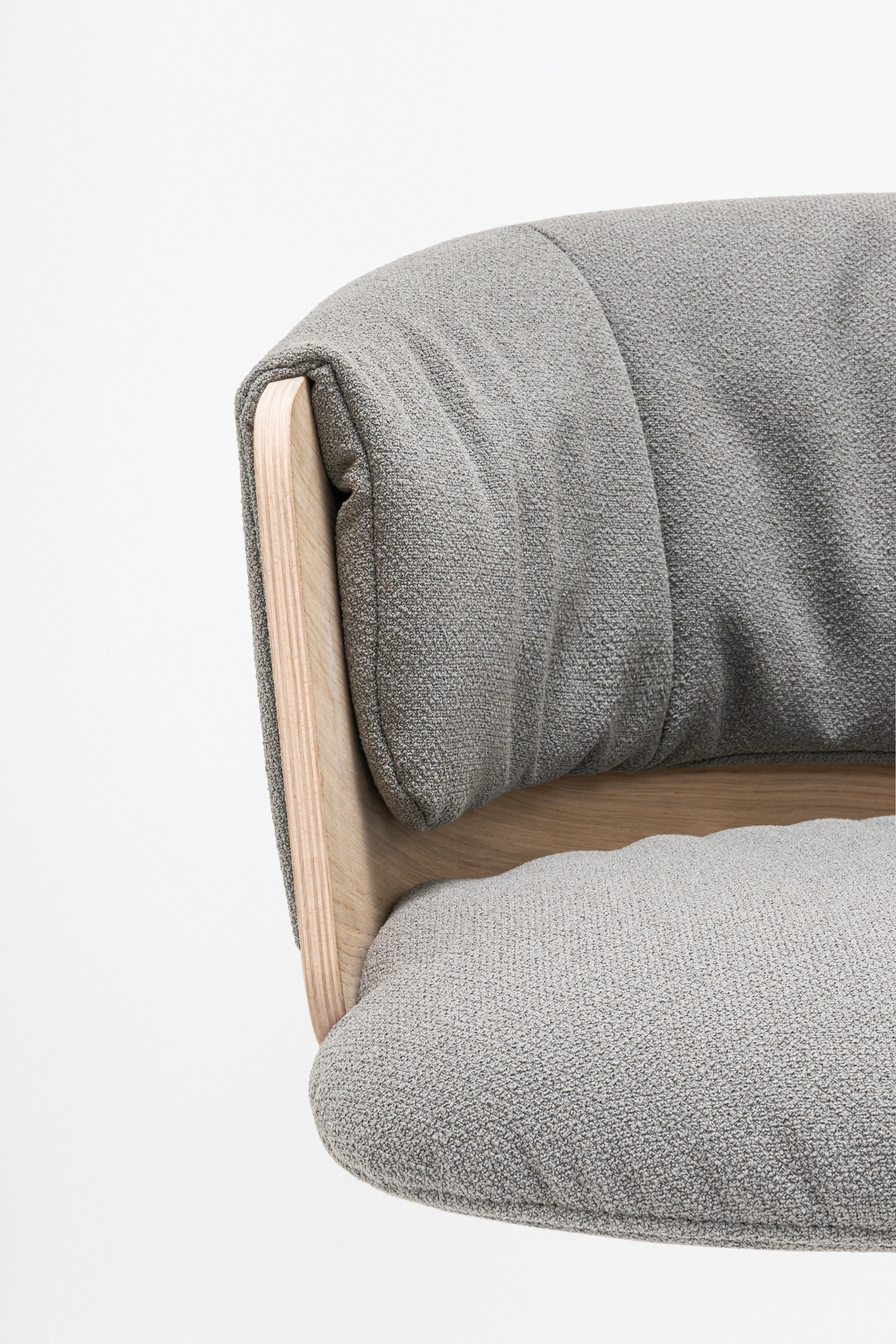 COLLAR METAL RIGHT CHAIR