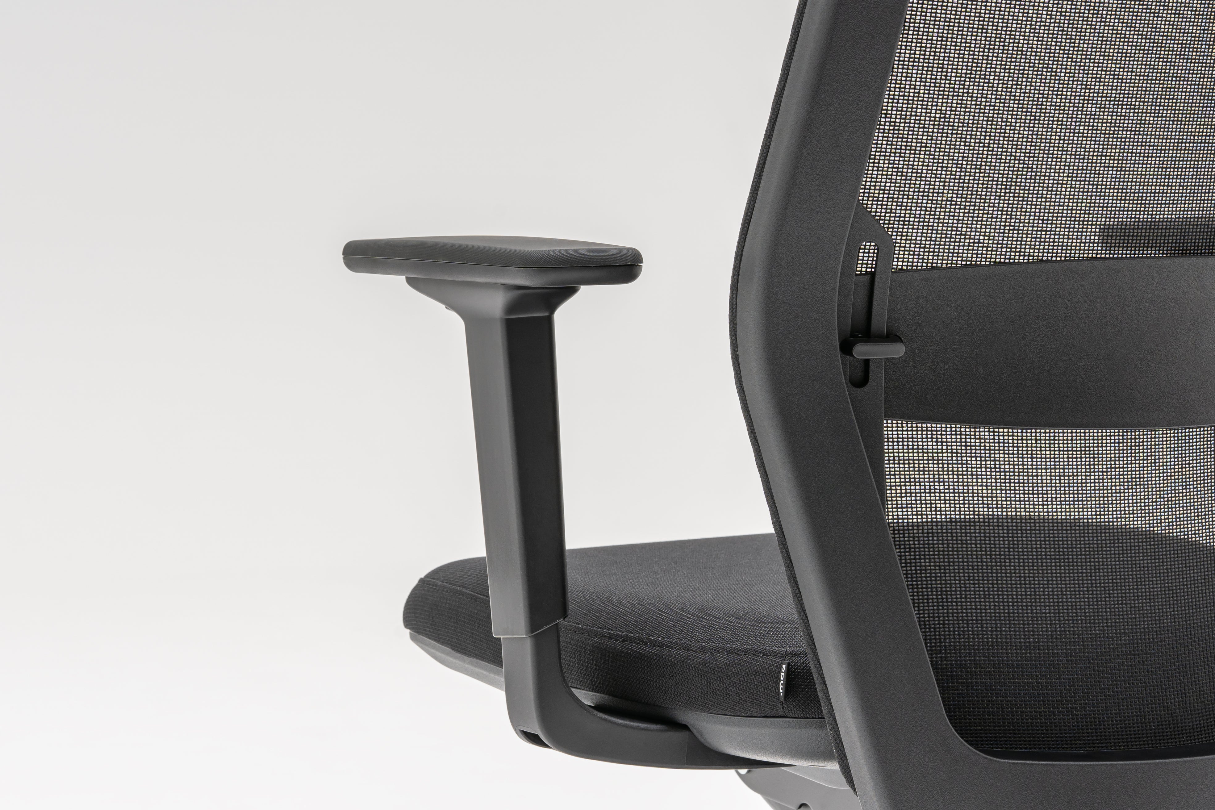 Armchair with an openwork EVO backrest adjustable base with wheels to the hard surface