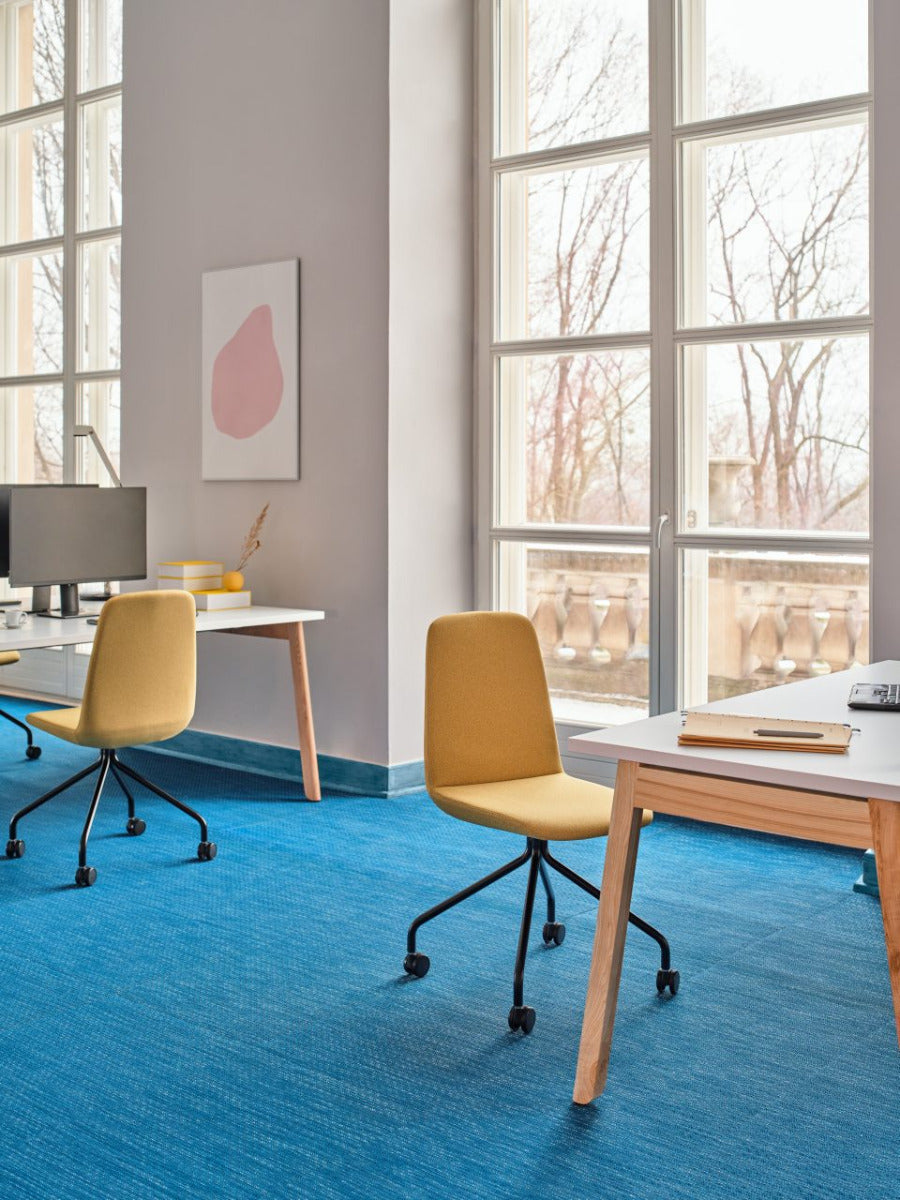 Kancelářská židle ULTI s křížovou základnou a kolečky