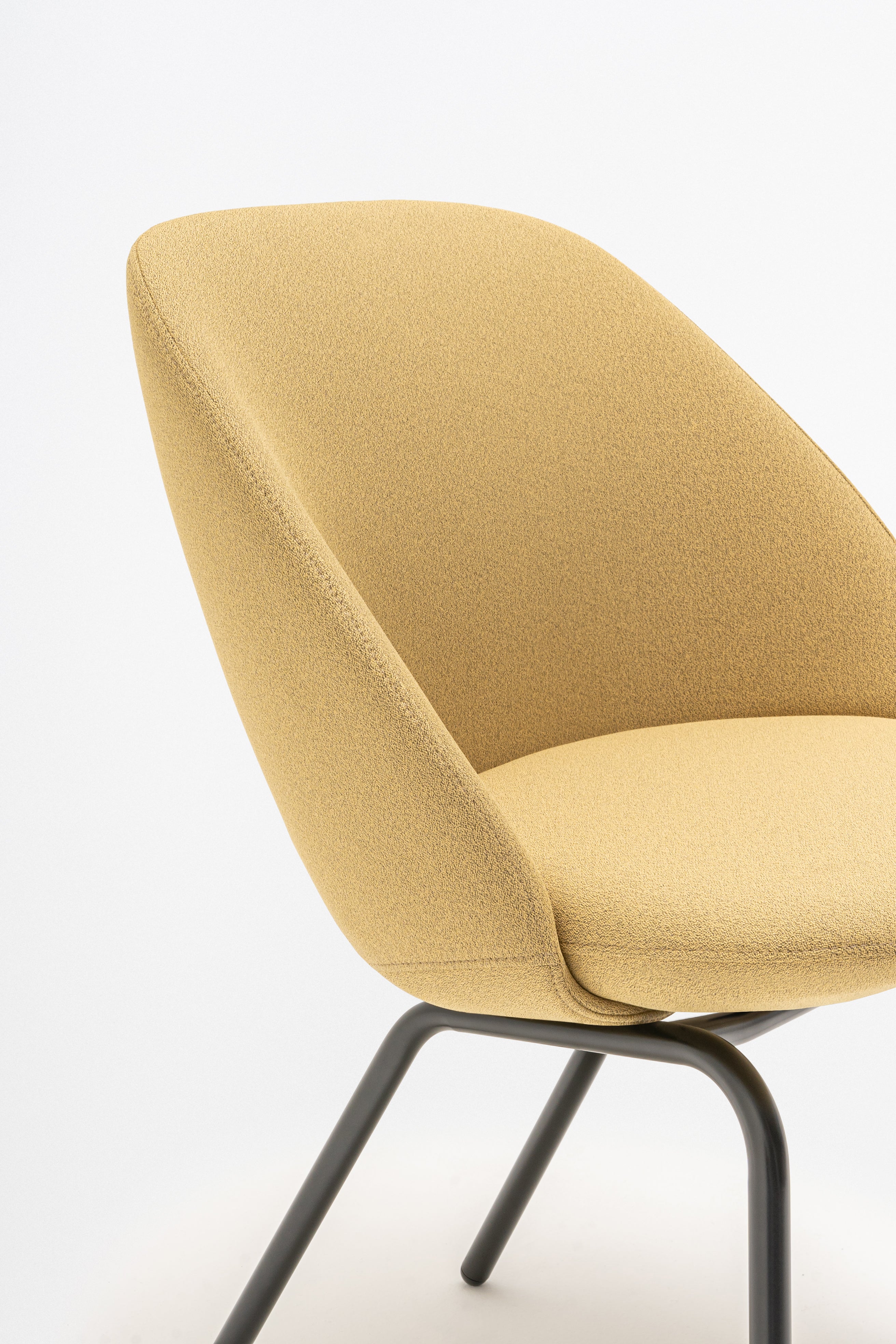 Křeslo s nízkým opěradlem PARALEL čtyřnohá základna