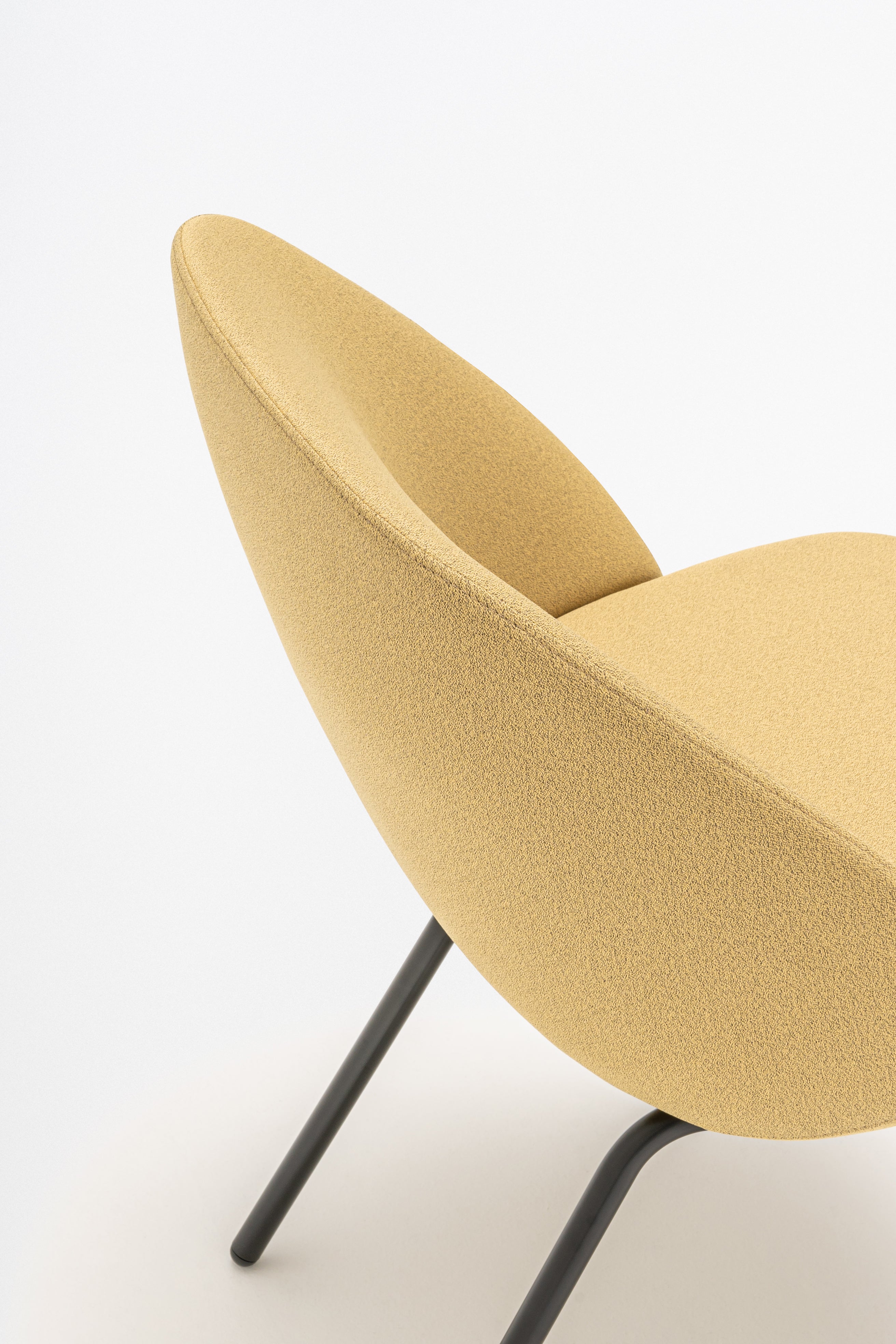 Křeslo s nízkým opěradlem PARALEL čtyřnohá základna