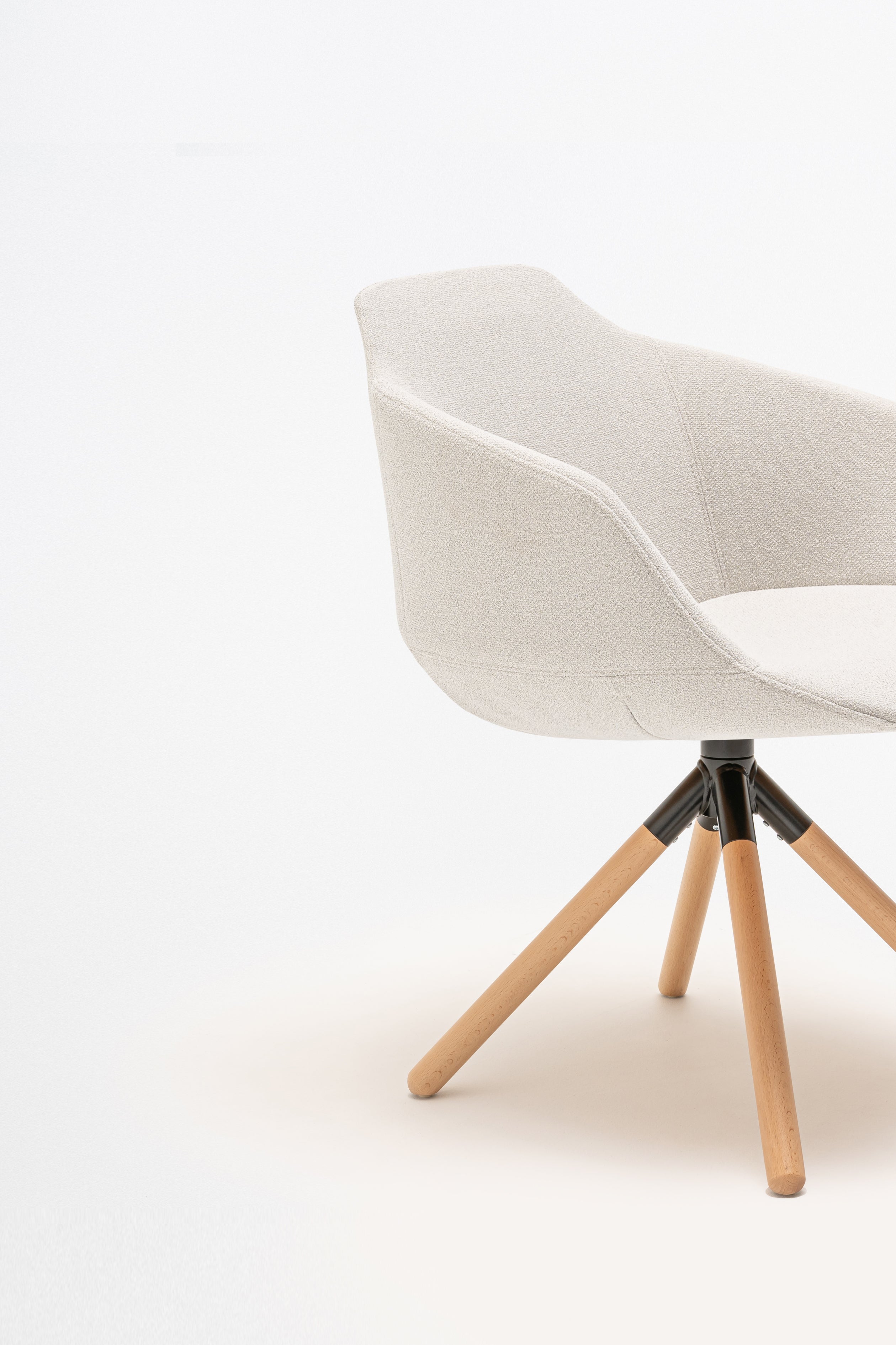 Office chair Ultra wooden base