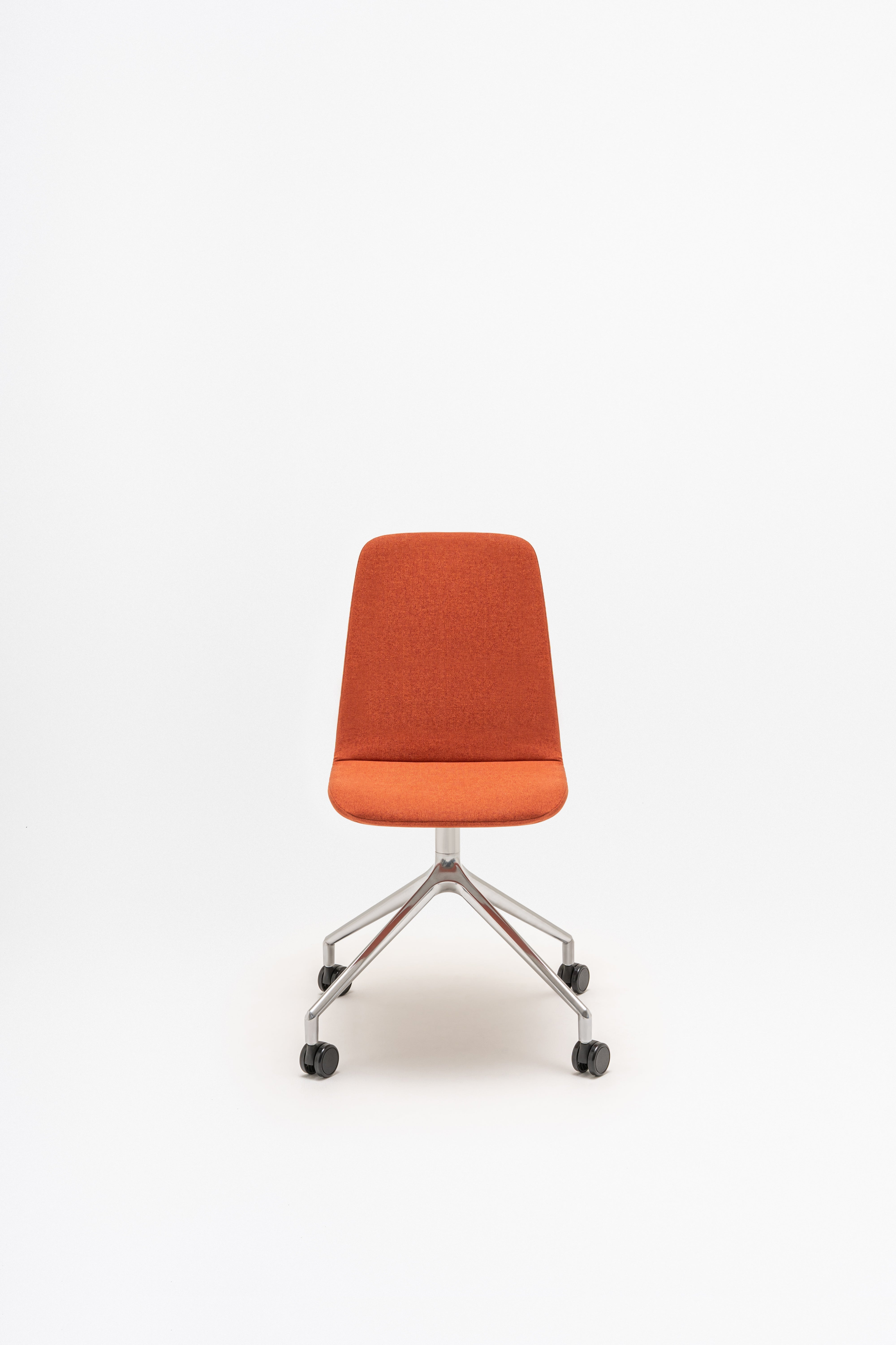 Ulti swivel aluminum chair polished